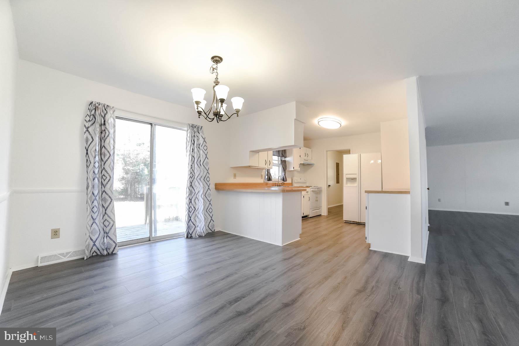 MAPLE RUN - Residential