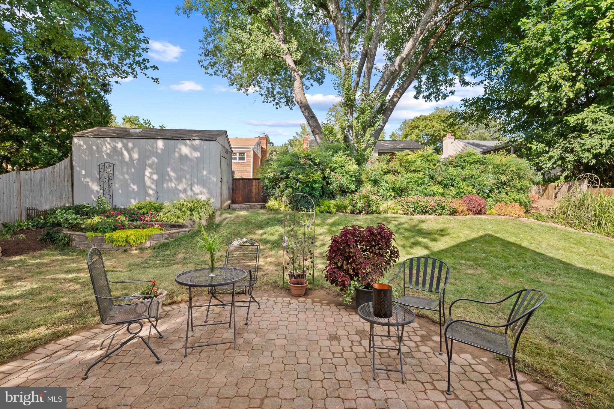 GARRETT PARK ESTATES - Residential