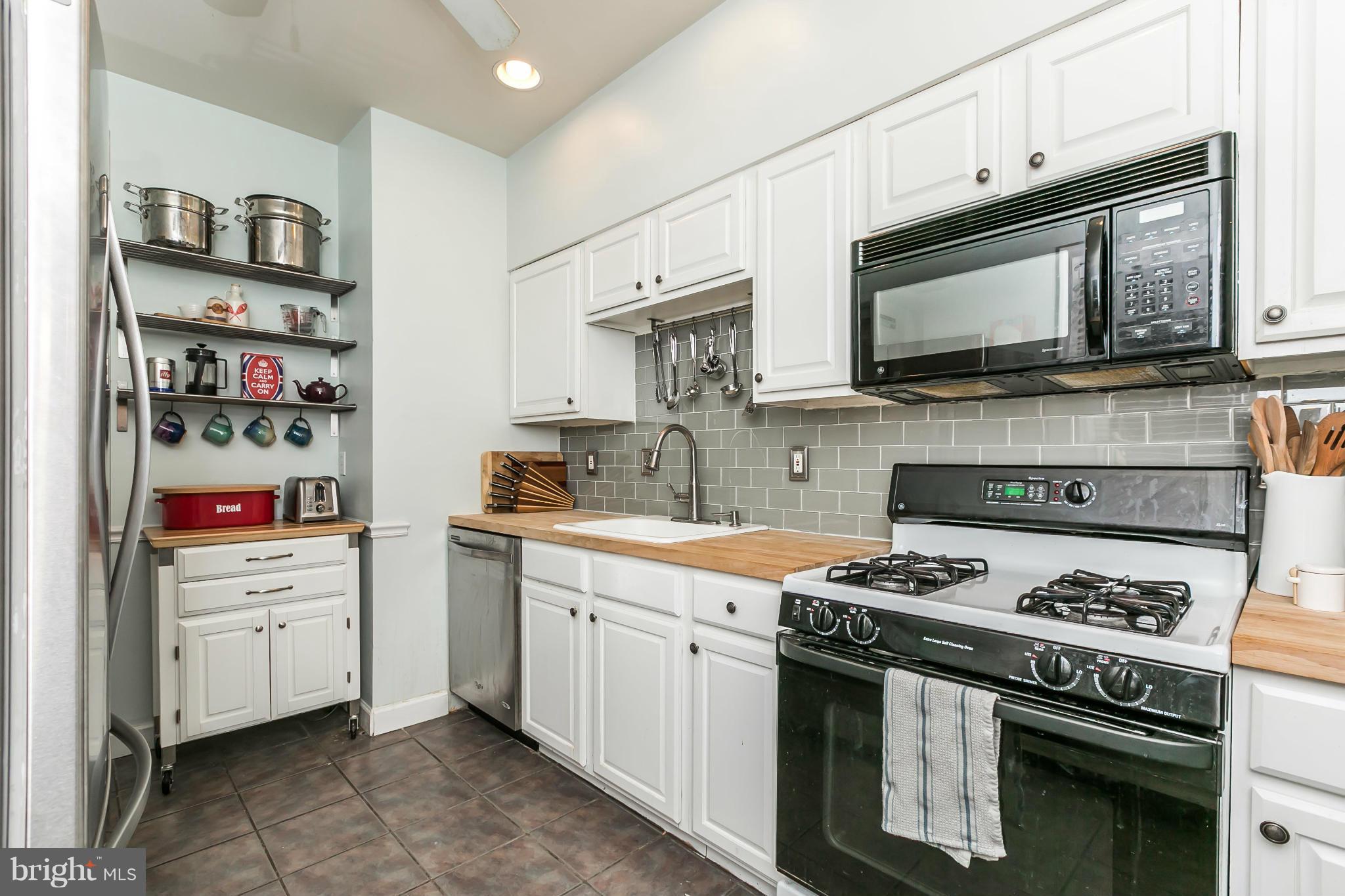 FEDERAL HILL HISTORIC DISTRICT - Residential Lease