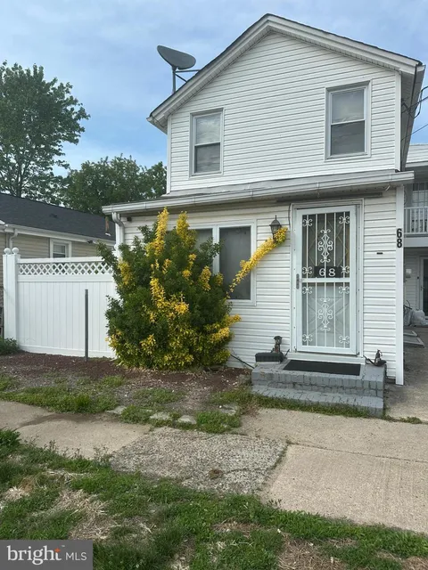 68 Bismark Avenue, Trenton, NJ MLS: NJME2059560
