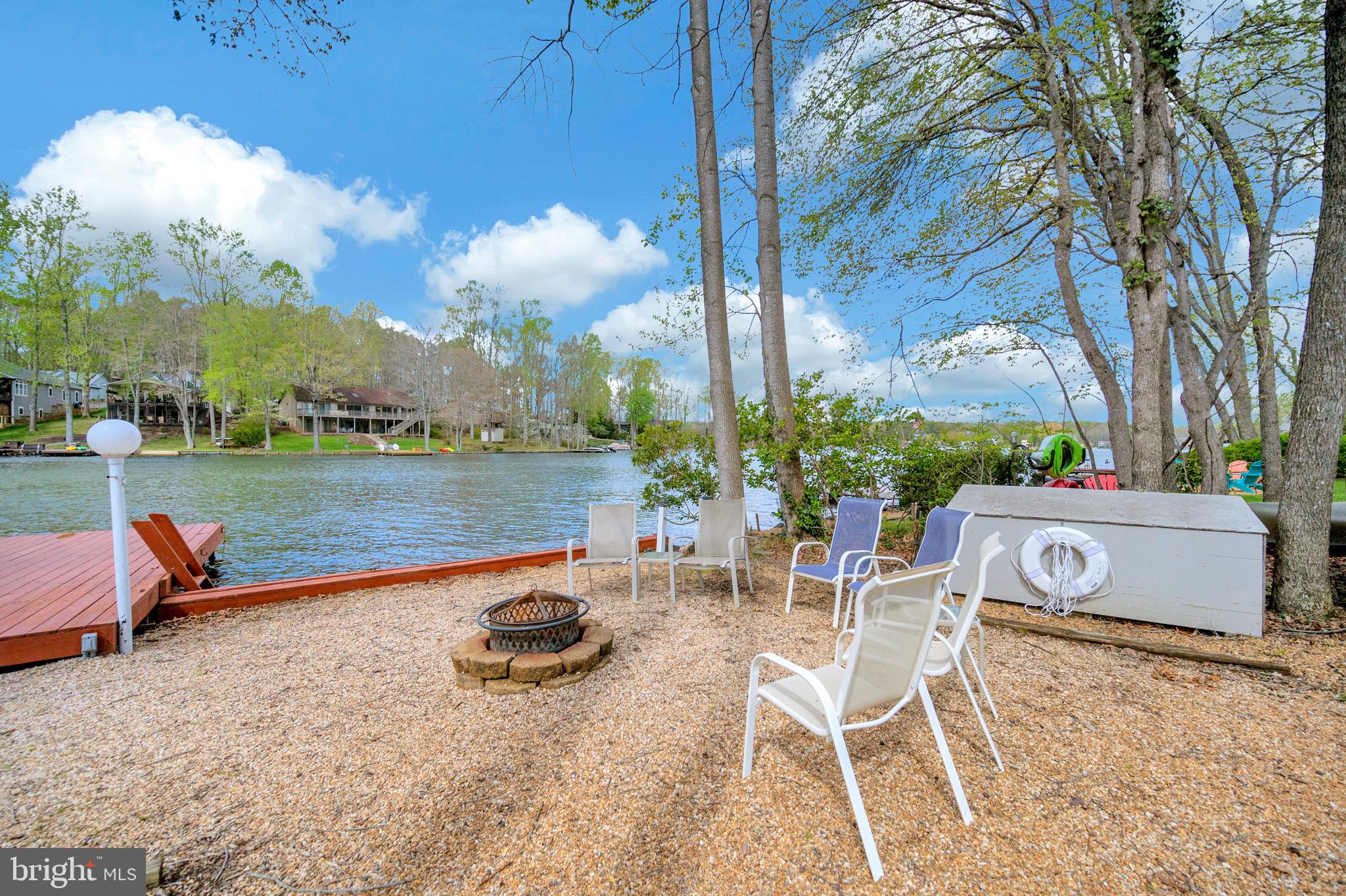 LAKE OF THE WOODS - Residential