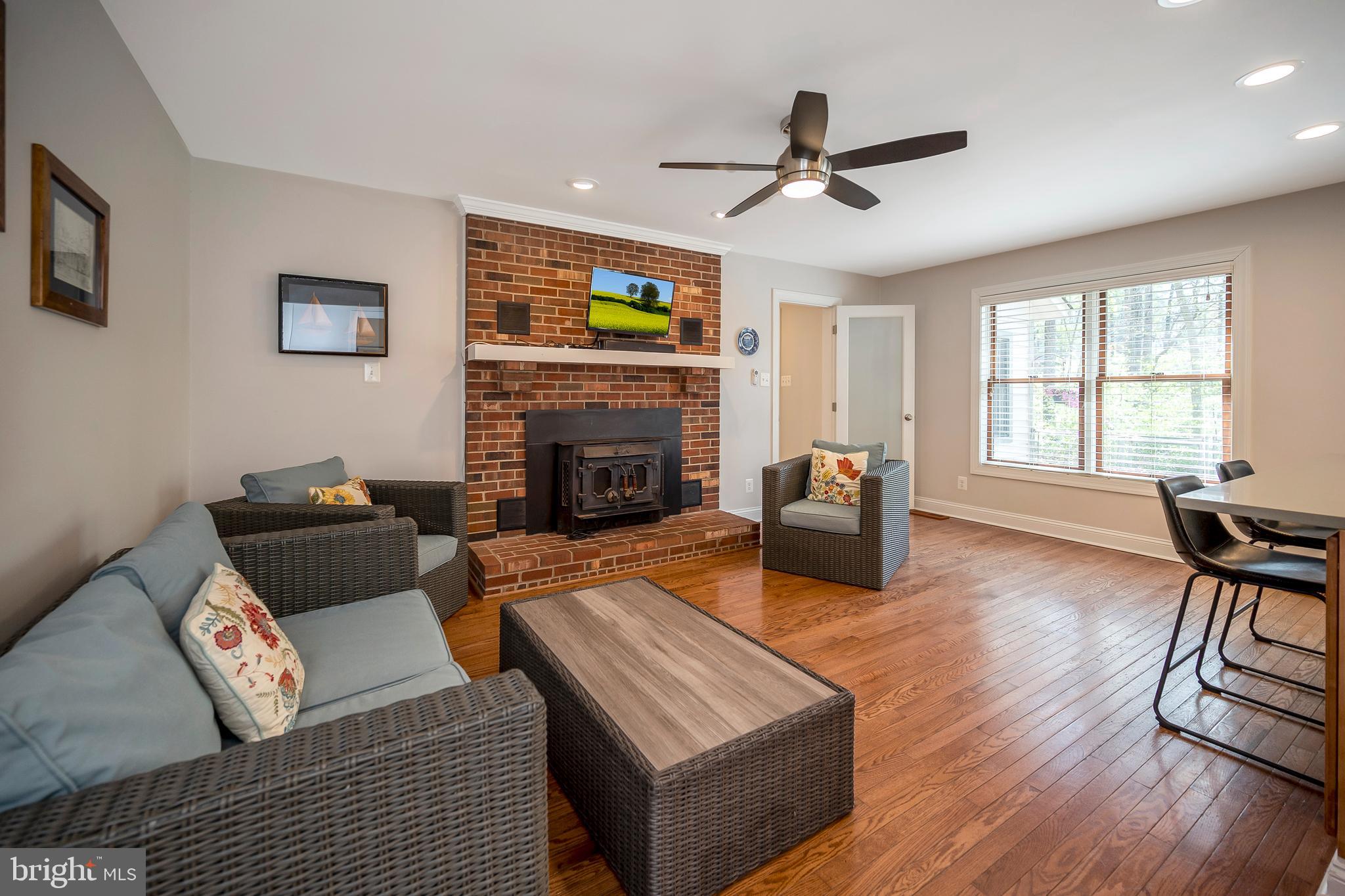 LAKE OF THE WOODS - Residential