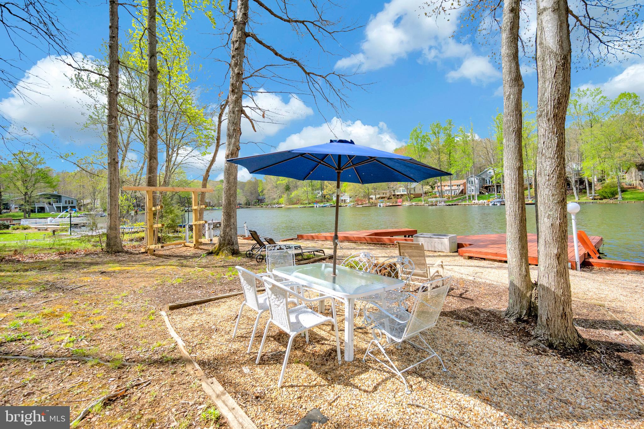 LAKE OF THE WOODS - Residential