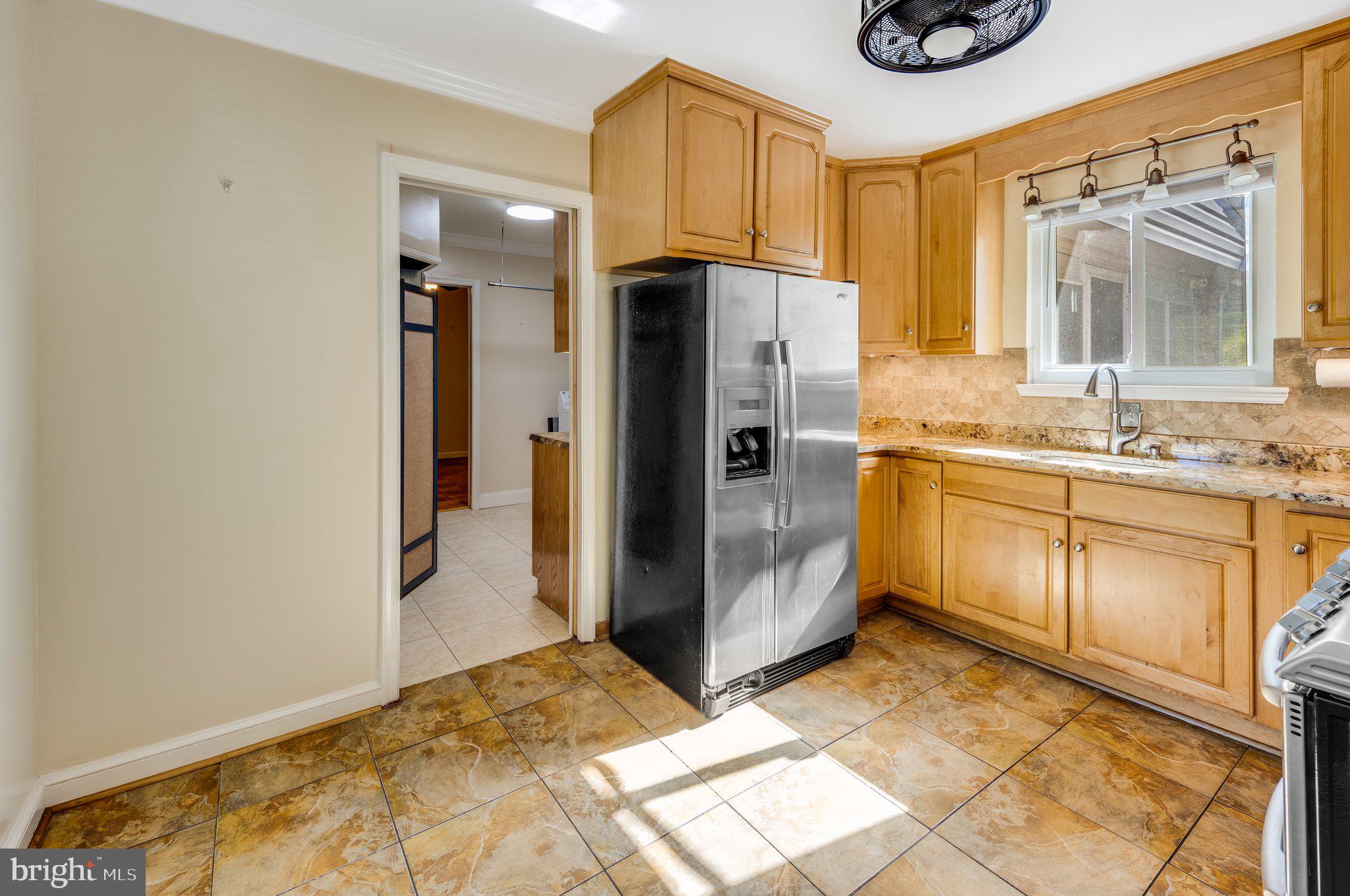 HILLCREST ESTATES - Residential Lease