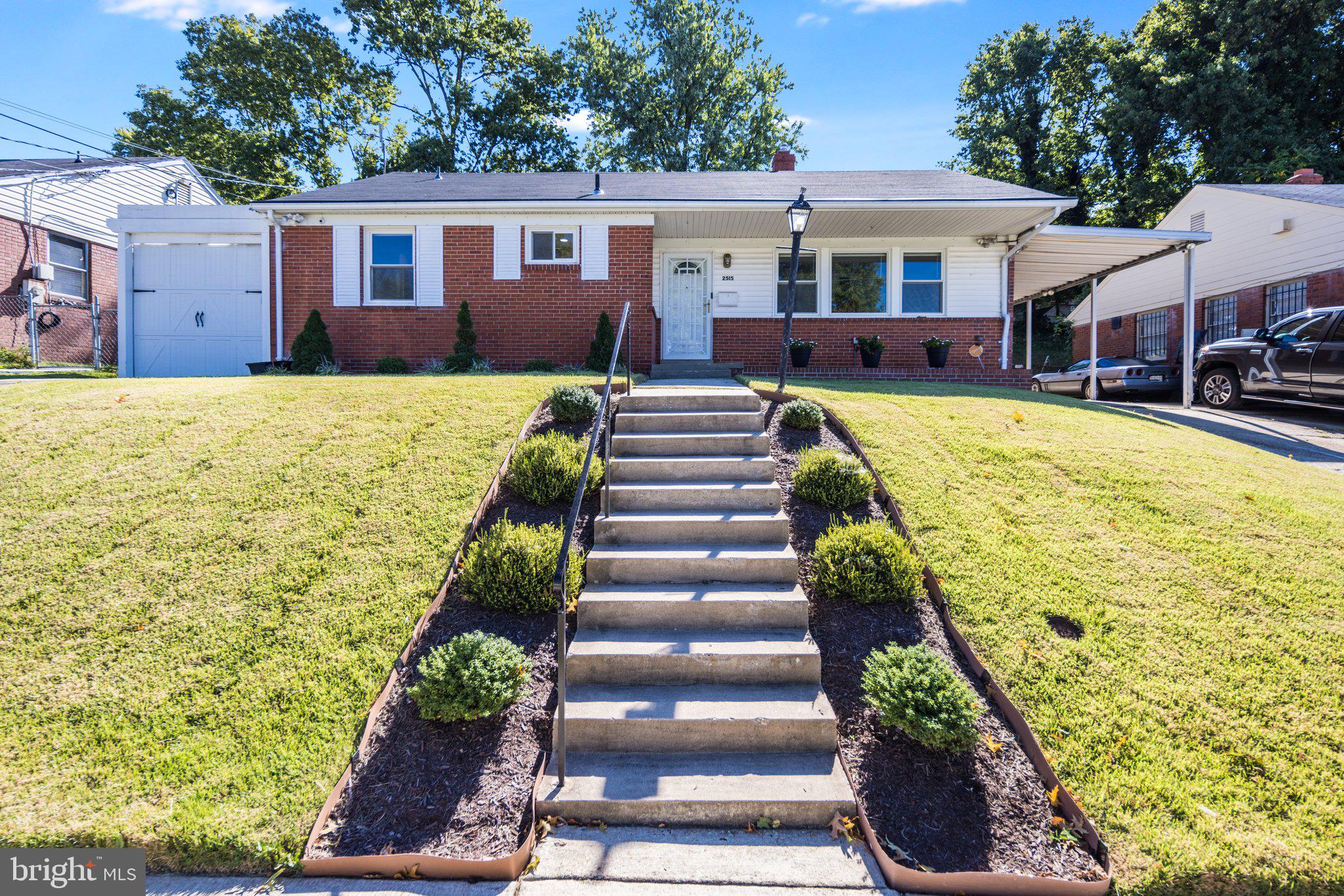 HILLCREST ESTATES - Residential Lease