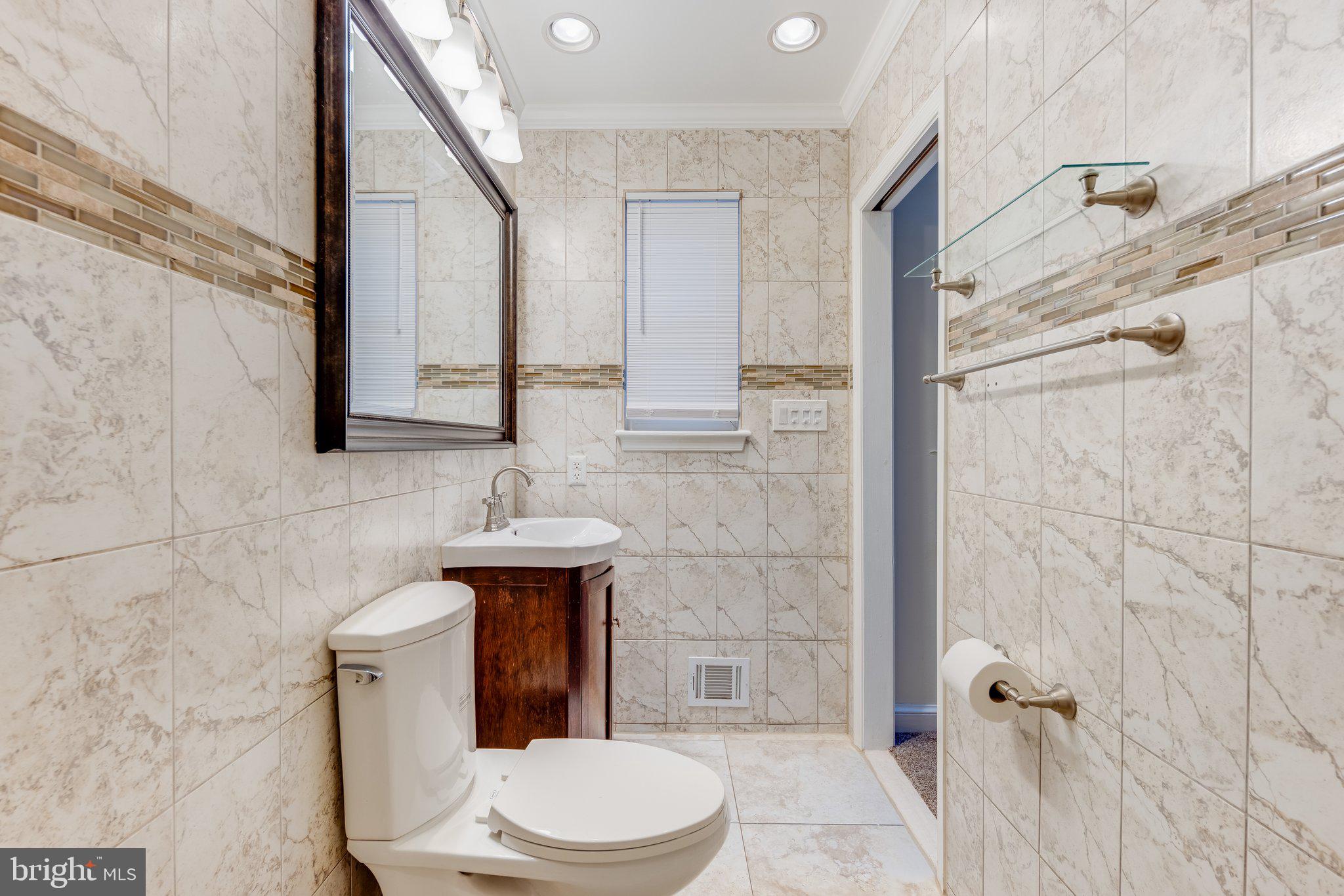 HILLCREST ESTATES - Residential Lease