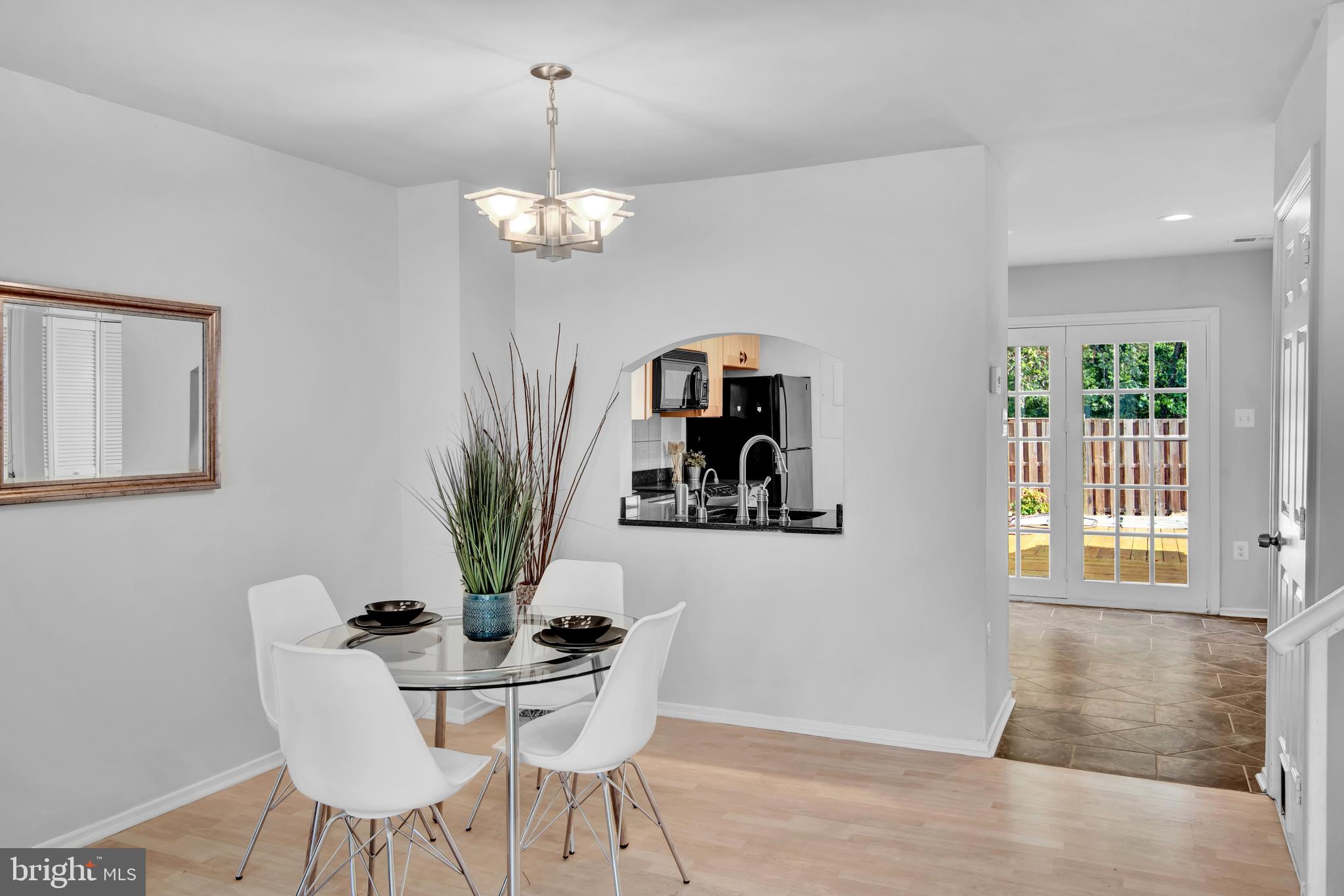 LAKE RIDGE - Residential
