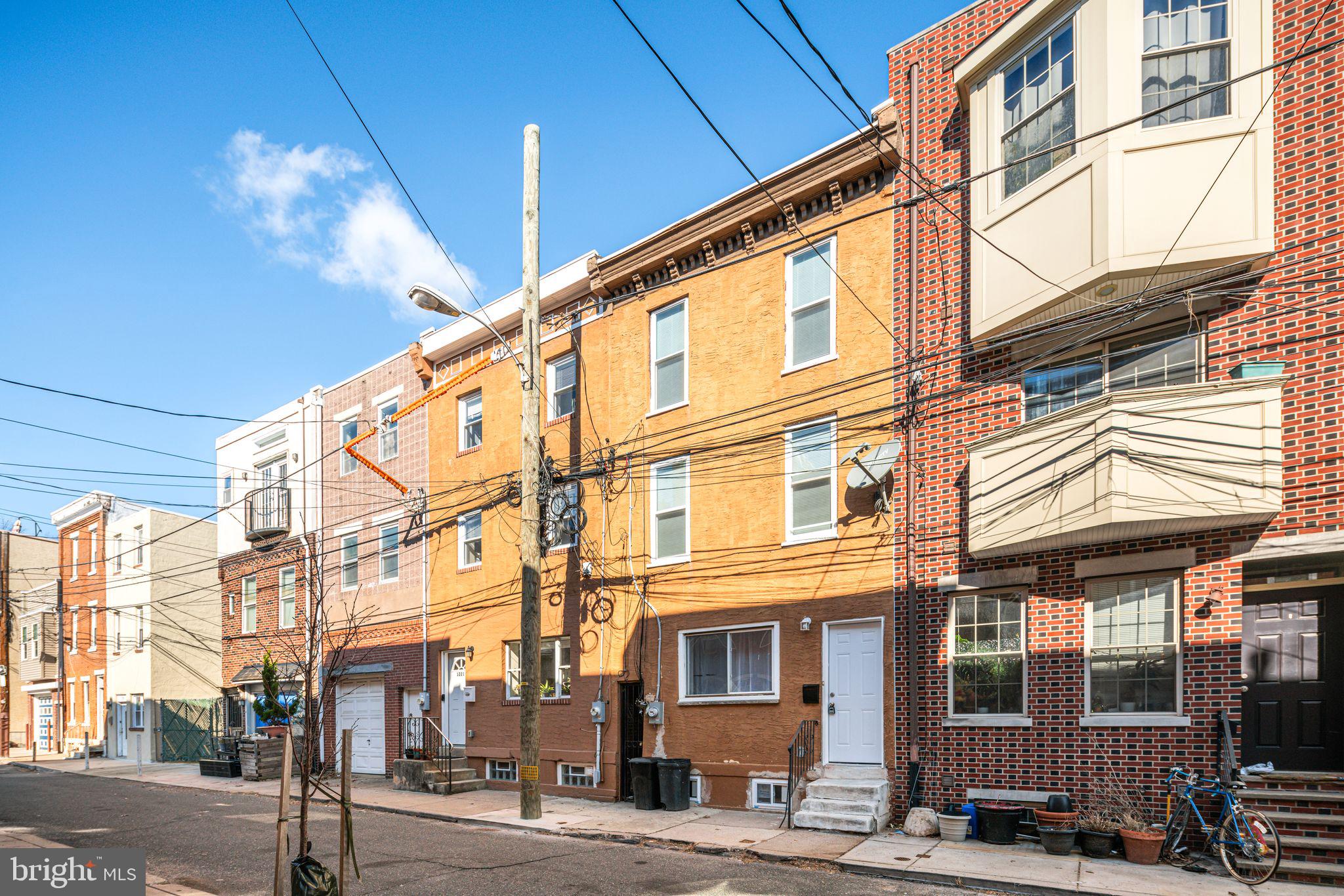 HAWTHORNE - Residential Lease