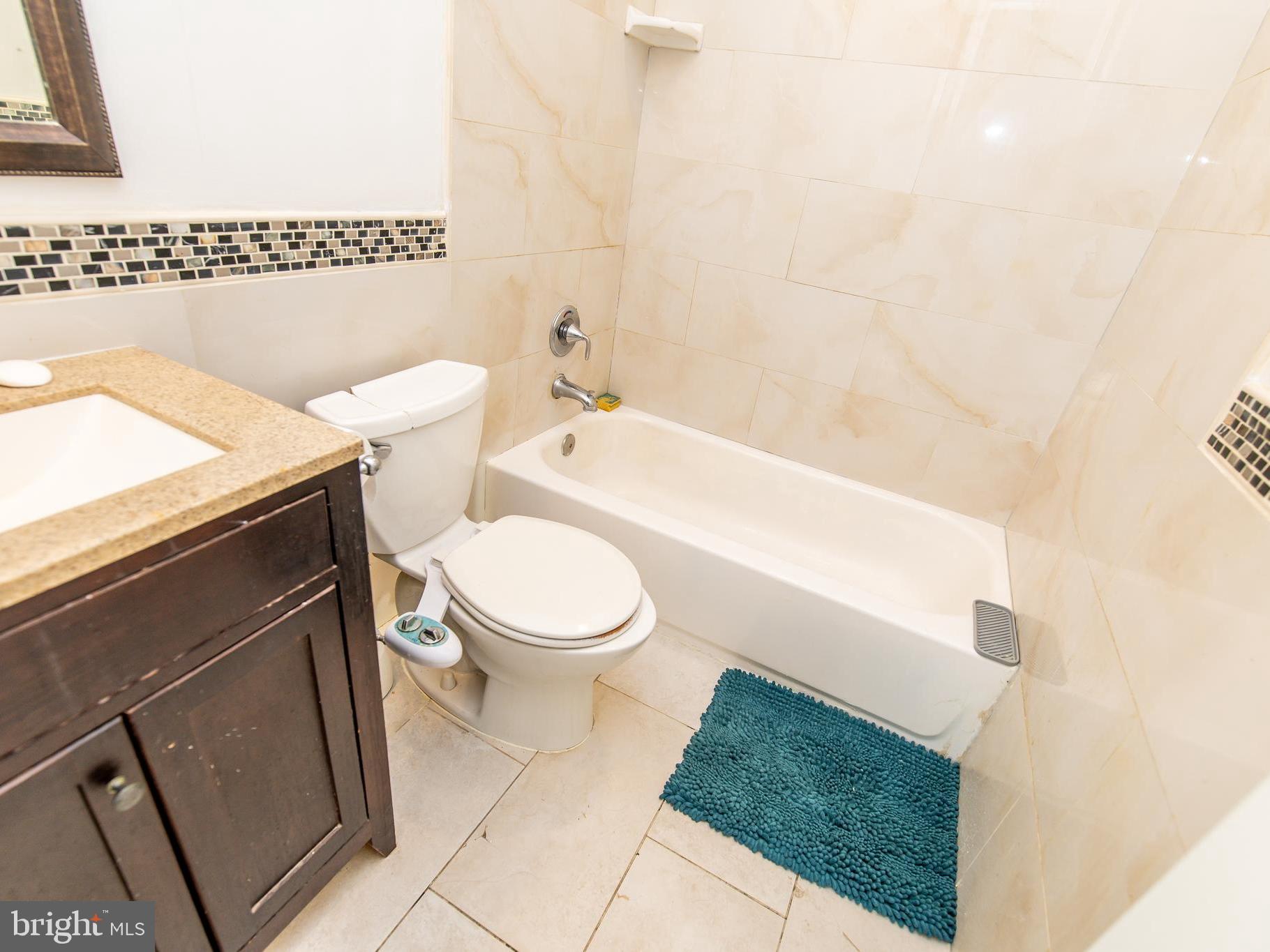 LONDON WOODS - Residential