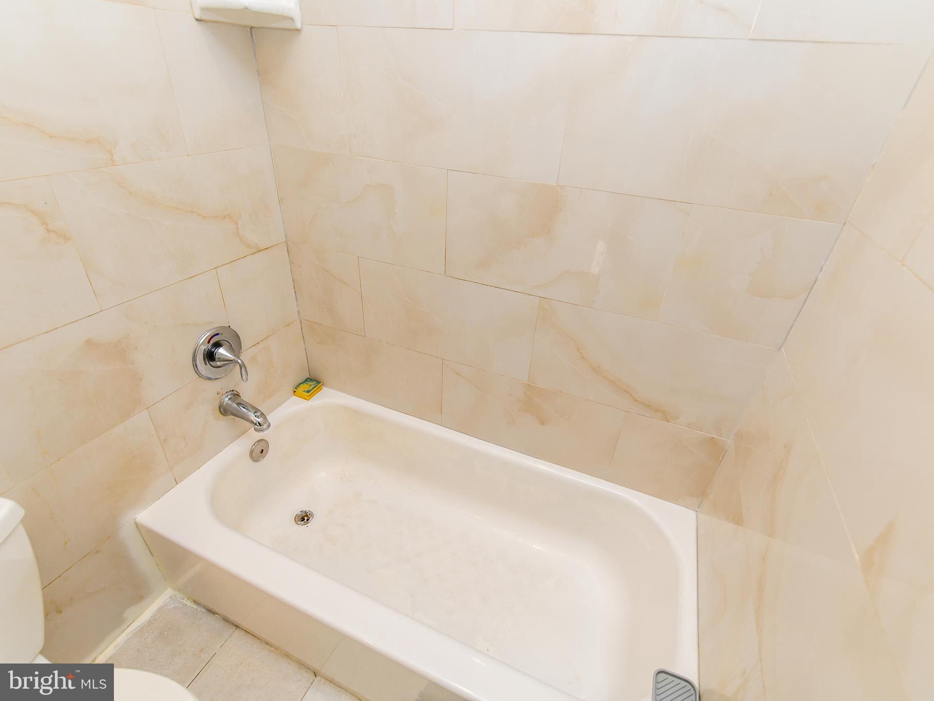 LONDON WOODS - Residential