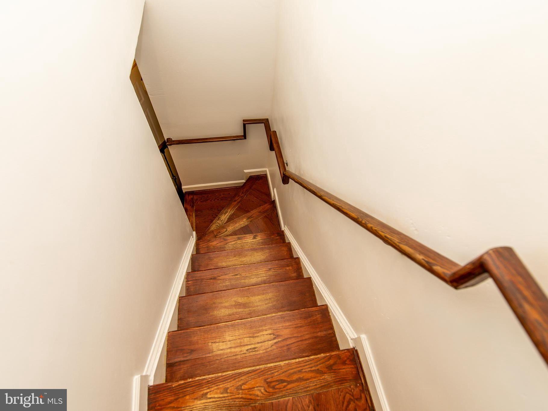 LONDON WOODS - Residential