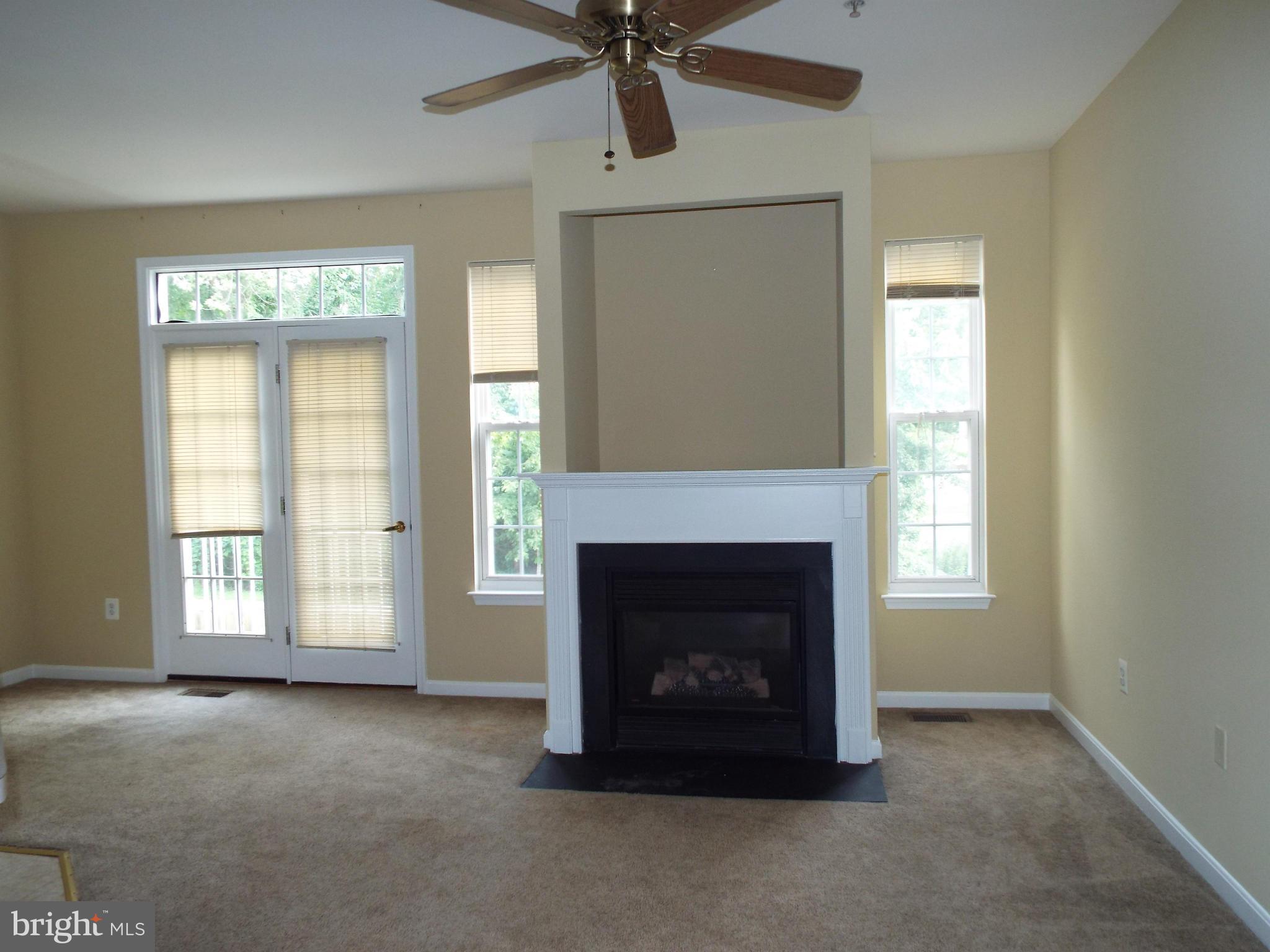 APPLEGATE NORTH - Residential Lease