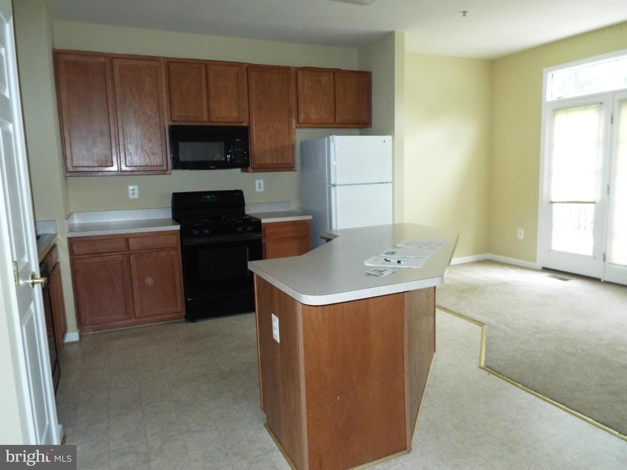 APPLEGATE NORTH - Residential Lease