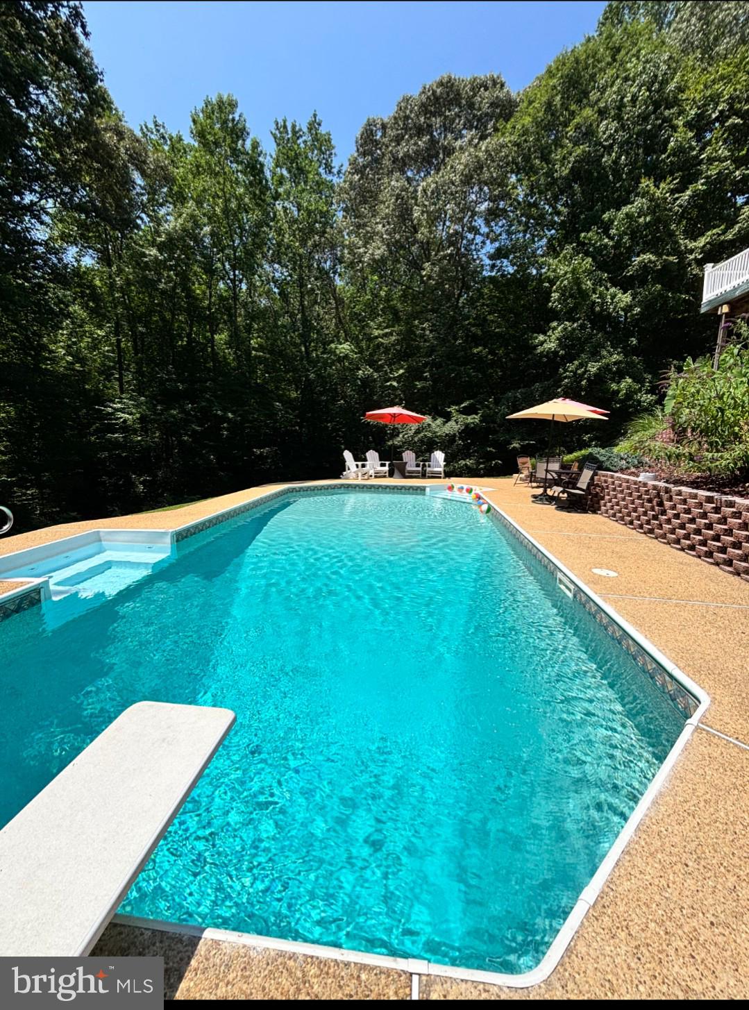 ISLAND CREEK WOODS - Residential