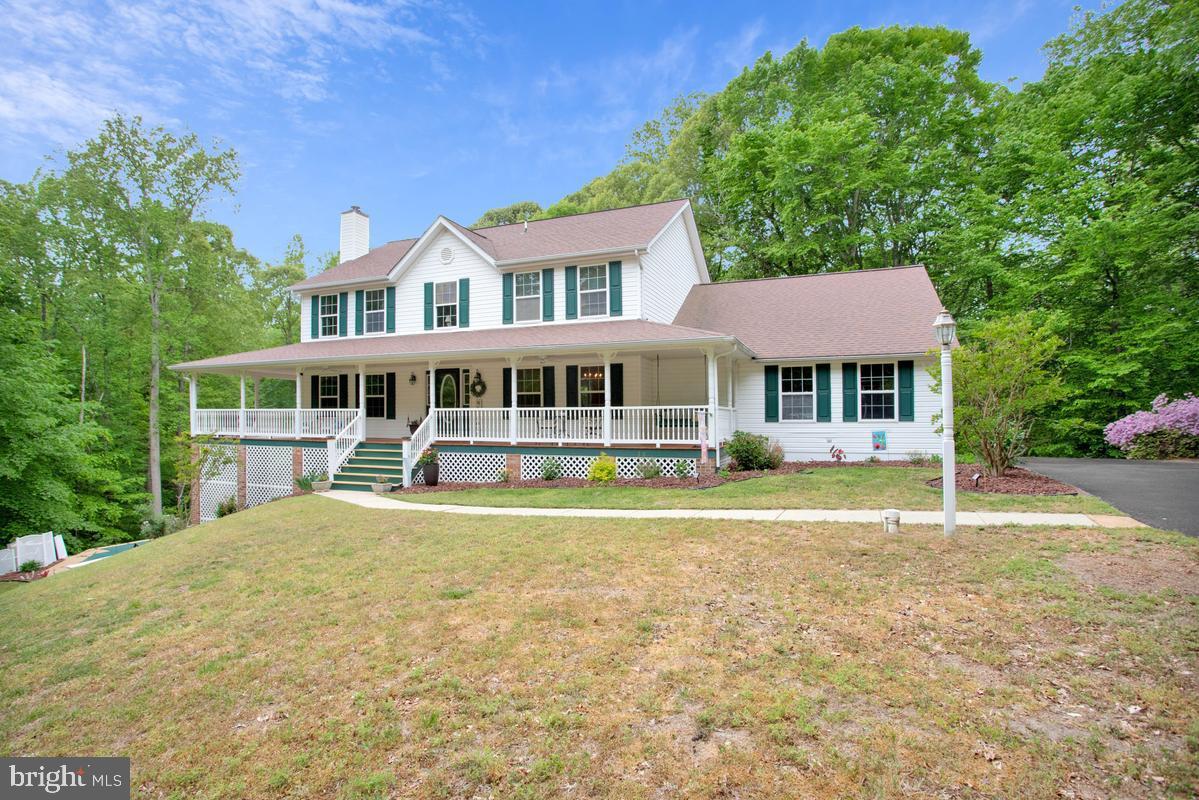 ISLAND CREEK WOODS - Residential