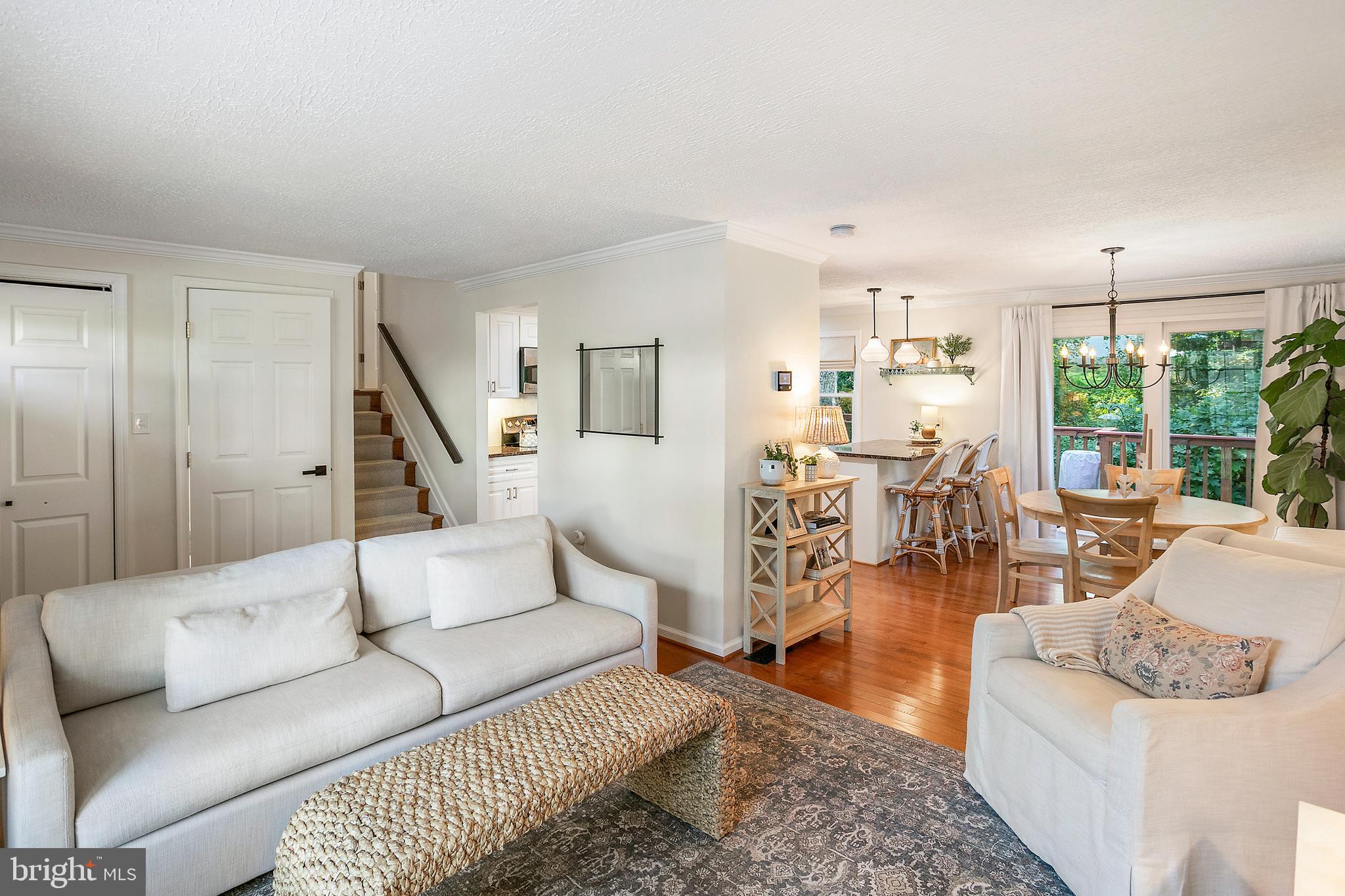 6111 WILMINGTON DRIVE