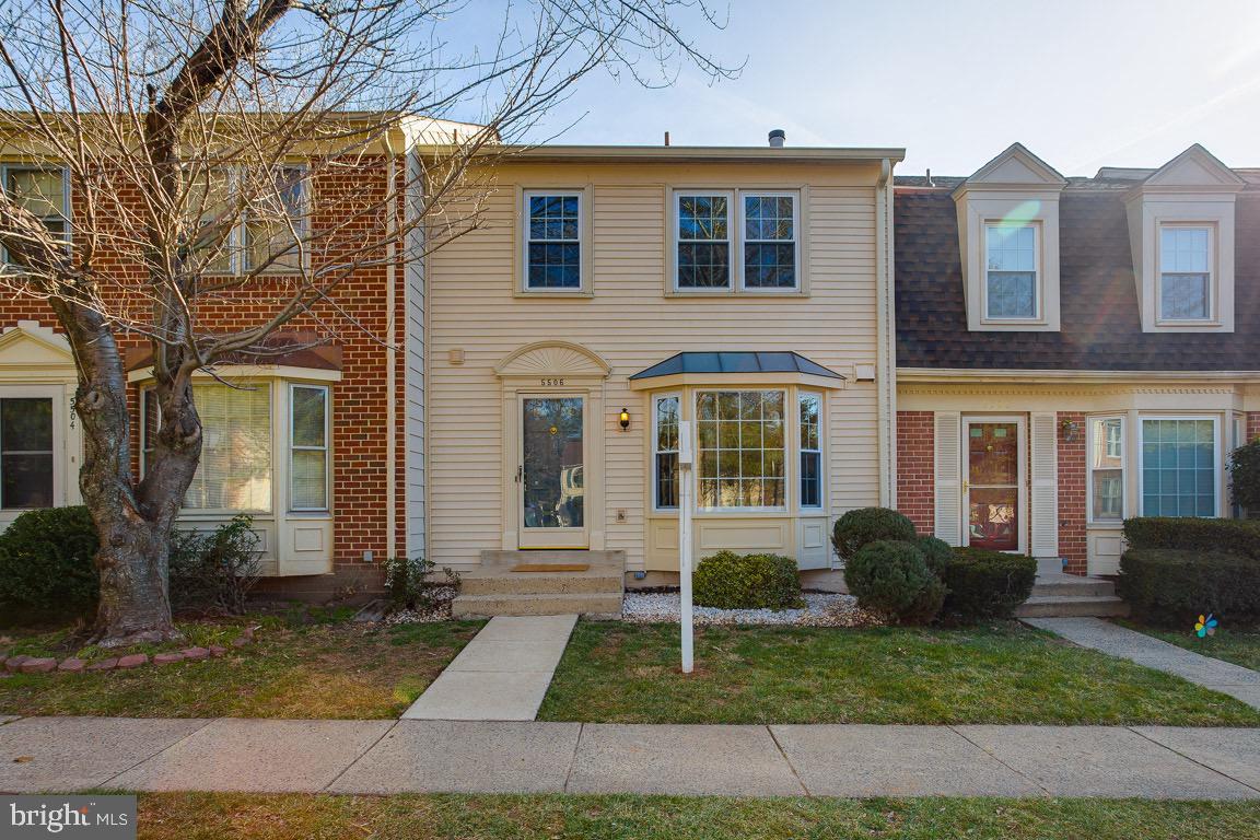 THE VILLAGE PARK - Residential