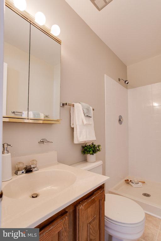 THE VILLAGE PARK - Residential