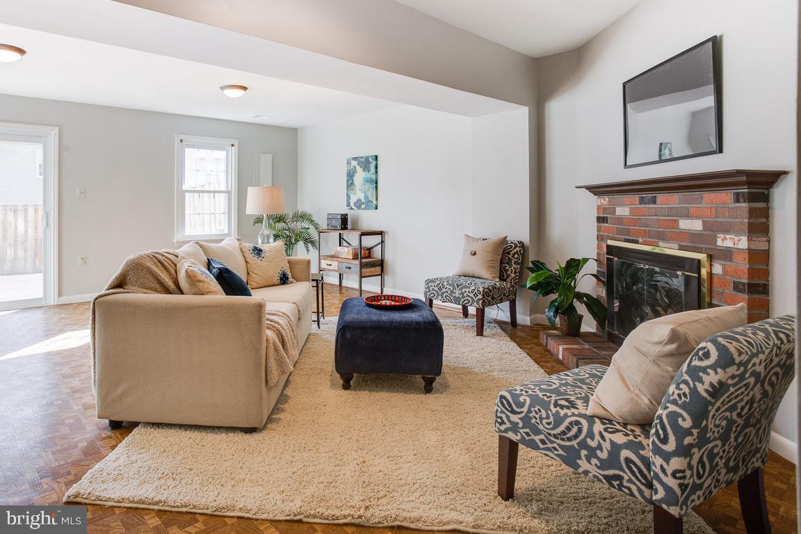 THE VILLAGE PARK - Residential