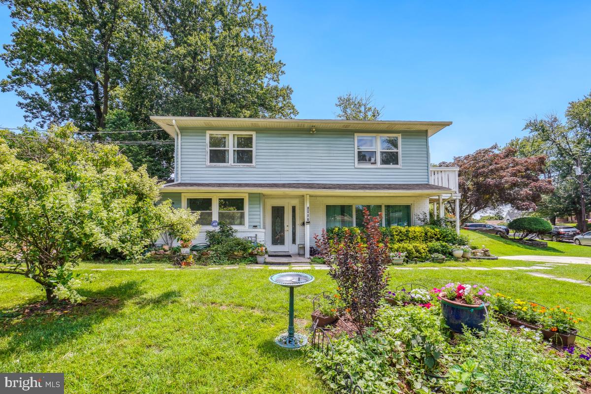 Price Adjustment Reduced 15K. Let's be creative. Welcome to this 3-Level split offering abundance of space and the convenience of William Tyler Page elementary walking distance of one block. Expansive beautifully landscaped corner lot. Tranquil outdoor patio for summer enjoyment. Come make this home your peaceful sanctuary. First floor features separate living room and dining room, tablespace kitchen with double sink and built-in wall oven. Cozy family room with gas fireplace for evening glass of wine or cocktail. Powder room and oversized laundry/utility room. Upper level with primary bedroom with huge en-suite bath and soaking tub and separate shower. Spacious lower level recreation room with full bath and den/office. Off street parking and lovely landscaped yard. Must see! PLEASE NO ENTRY UPSTAIRS DECK.