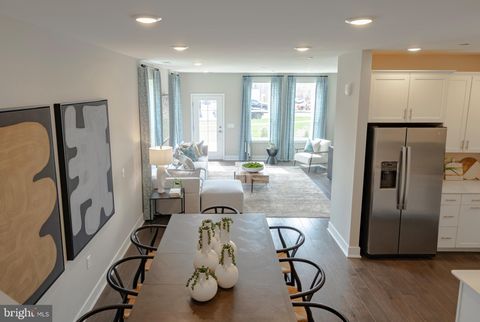 Condo For Sale - 176 Leona Stewart Ln<br/> PENNINGTON, NJ 08534