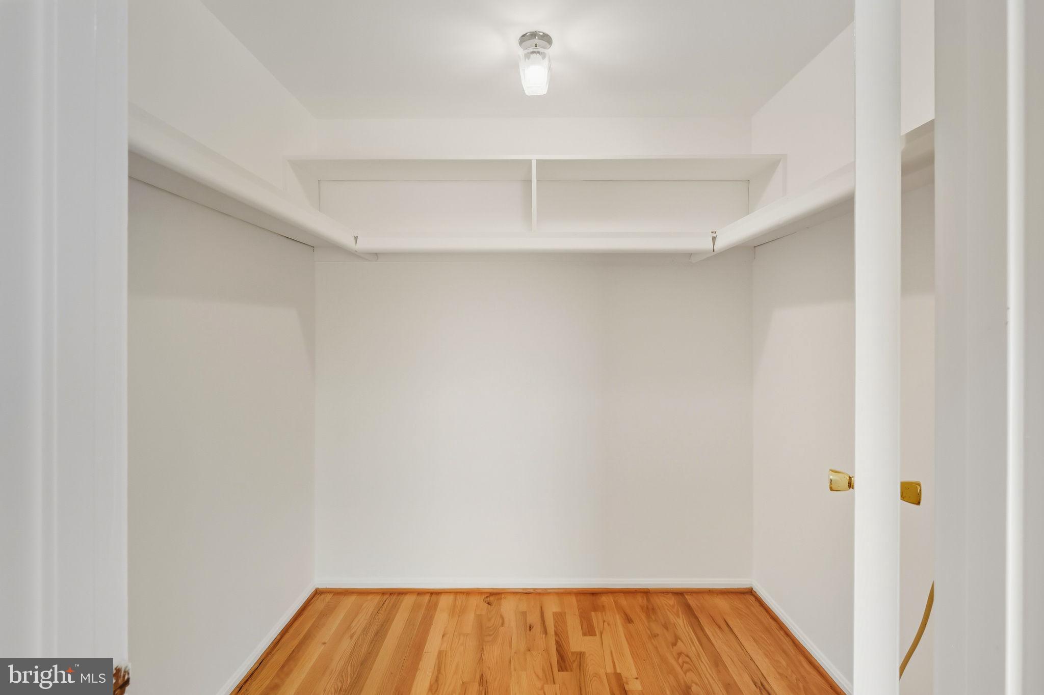 POTOMAC COMMONS - Residential