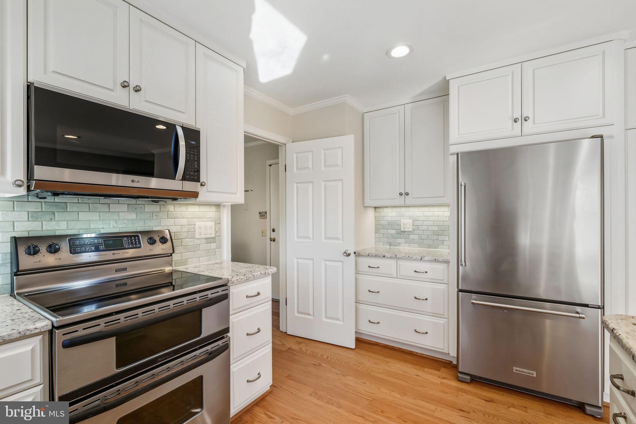 POTOMAC COMMONS - Residential