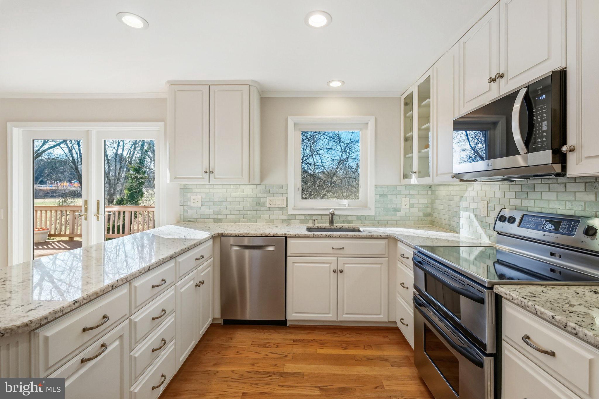 POTOMAC COMMONS - Residential