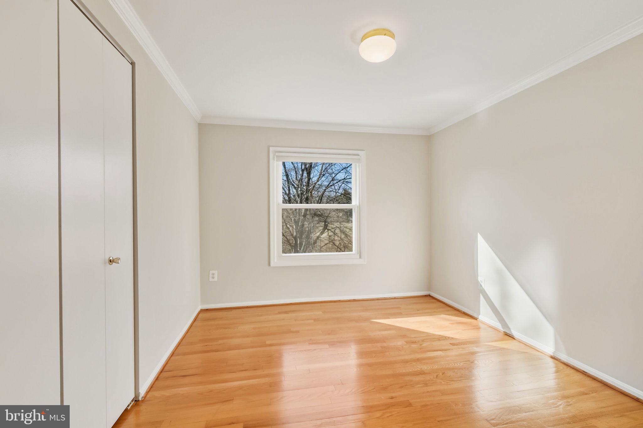 POTOMAC COMMONS - Residential