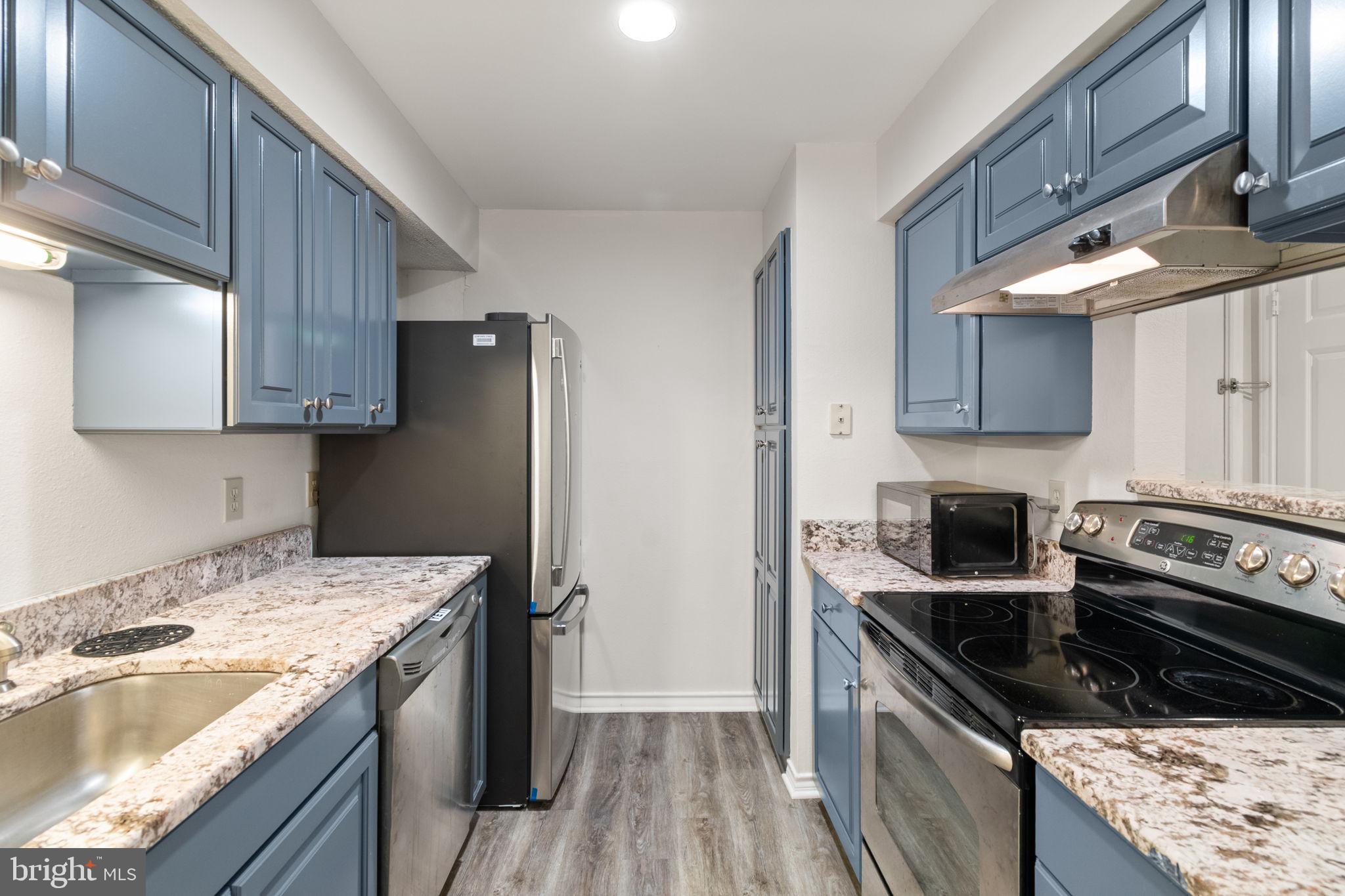 FOUNTAINS AT MCLEAN - Residential Lease