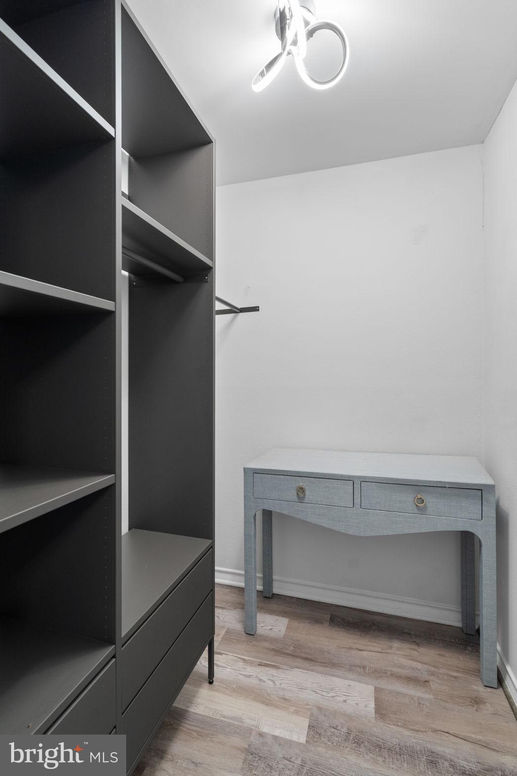 FOUNTAINS AT MCLEAN - Residential Lease