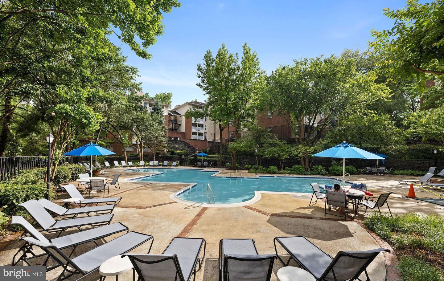 FOUNTAINS AT MCLEAN - Residential Lease