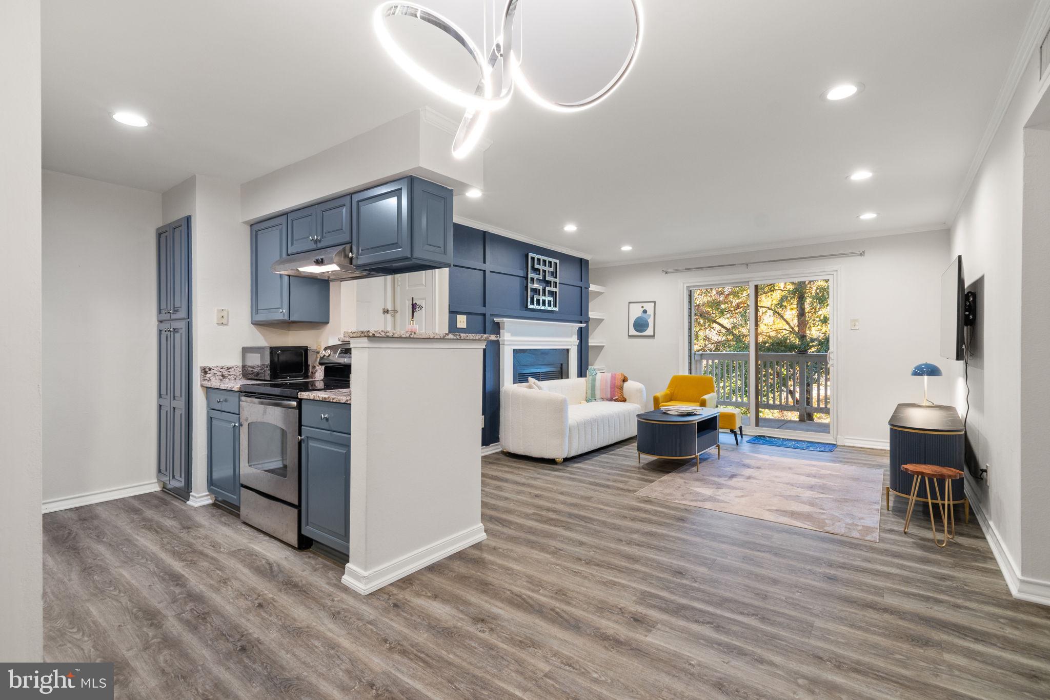 FOUNTAINS AT MCLEAN - Residential Lease