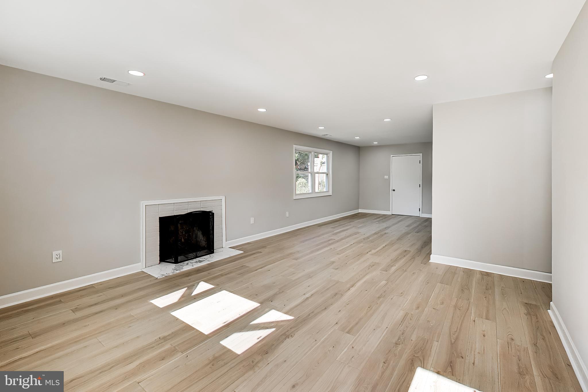 4102 ZION COURT