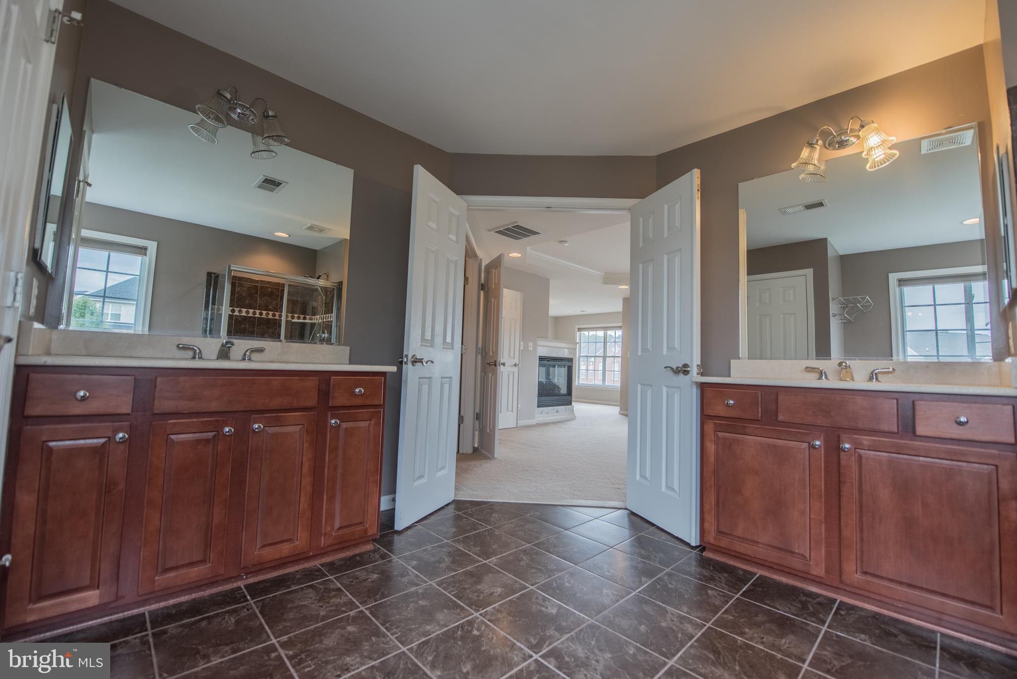 THE GALLERY - Residential