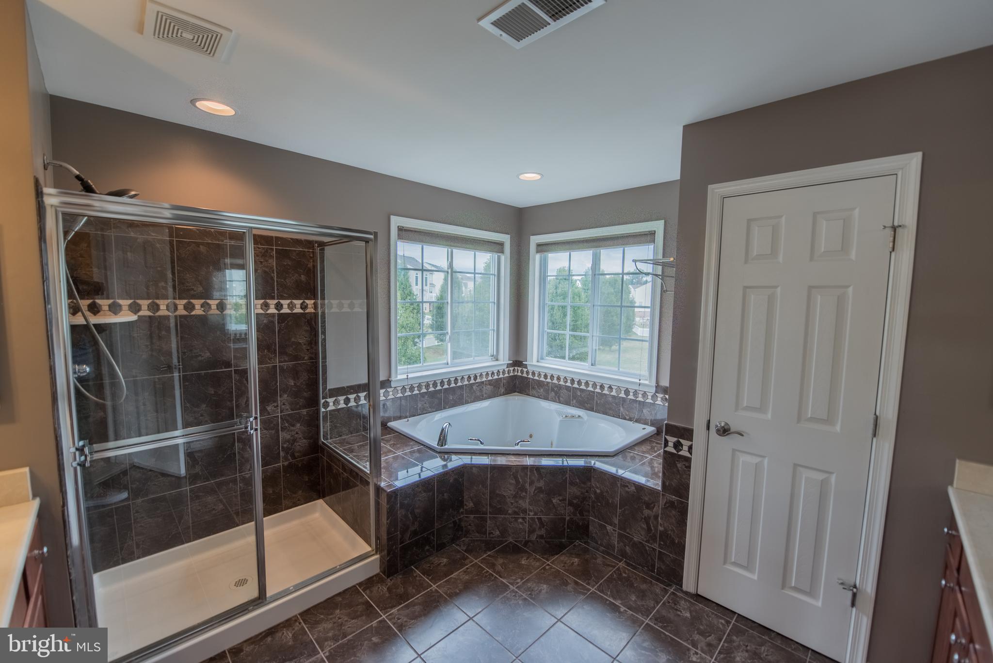 THE GALLERY - Residential