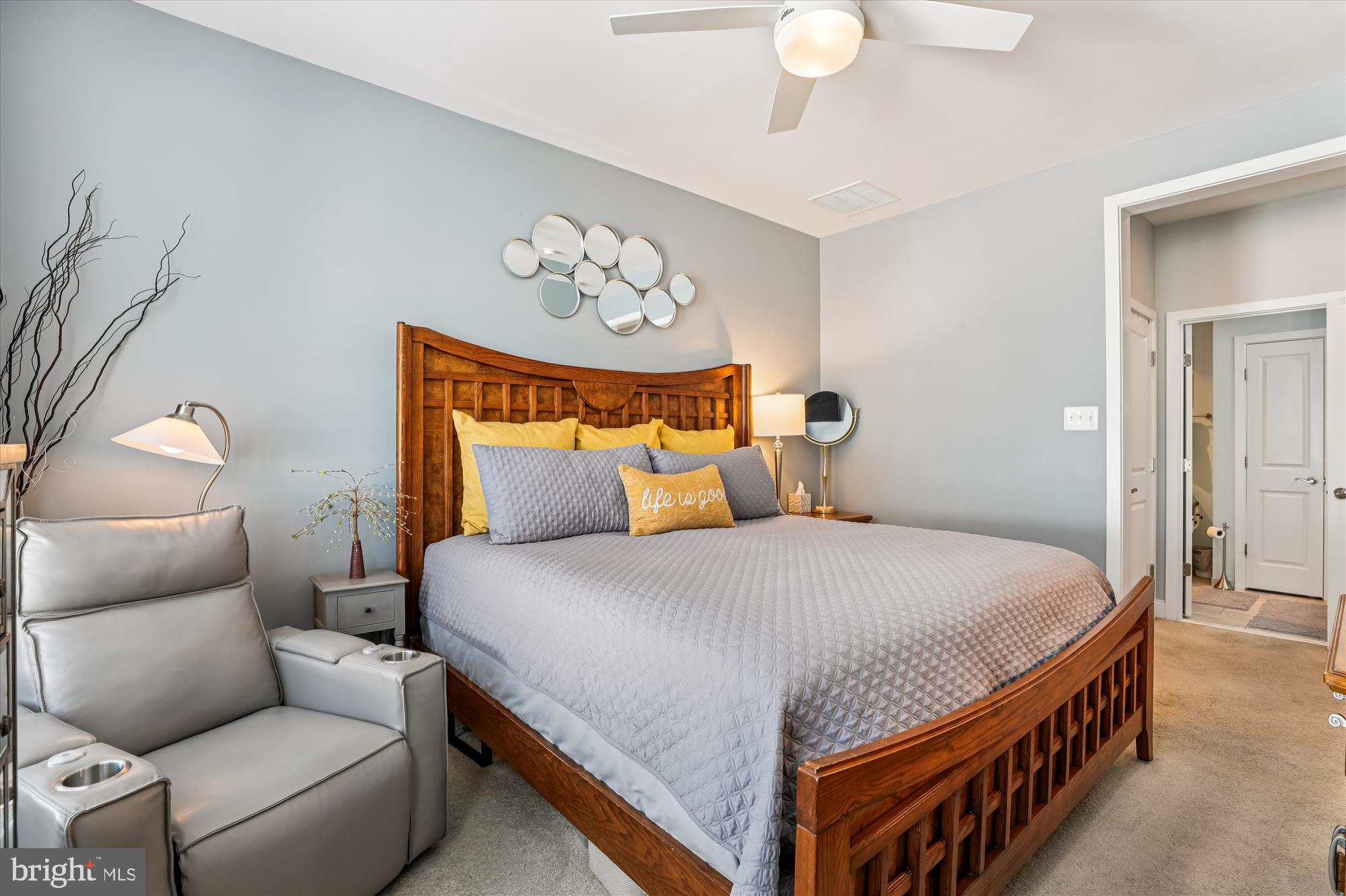 TWO RIVERS - Residential