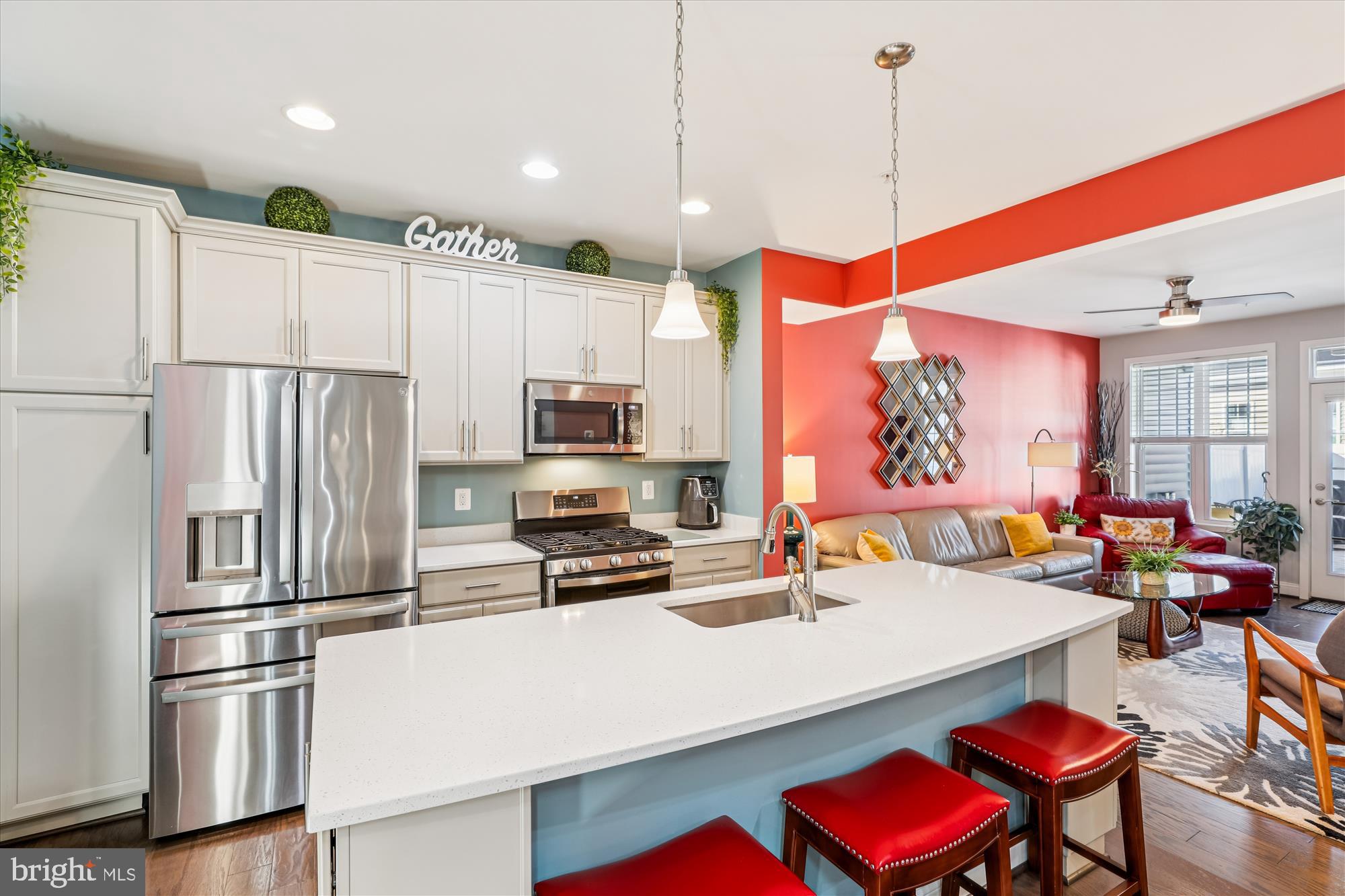 TWO RIVERS - Residential