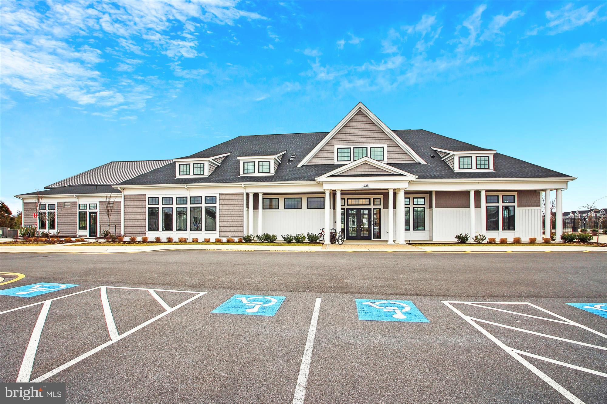 TWO RIVERS - Residential