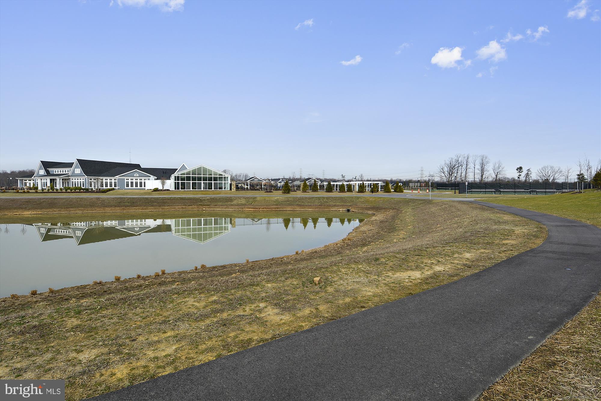 TWO RIVERS - Residential