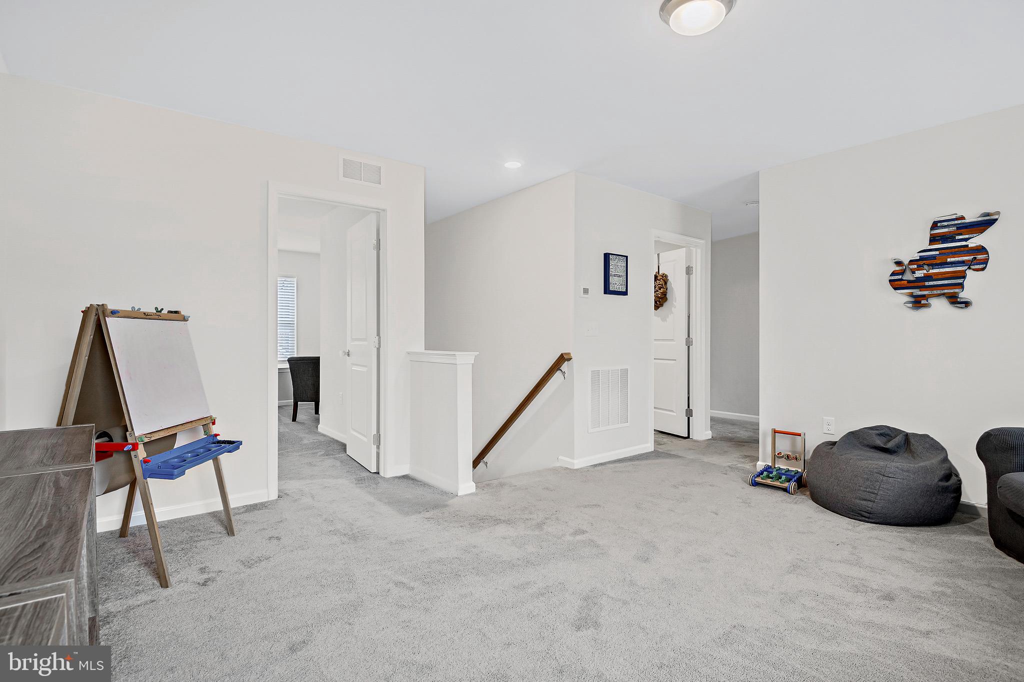 LOGAN MEADOWS - Residential