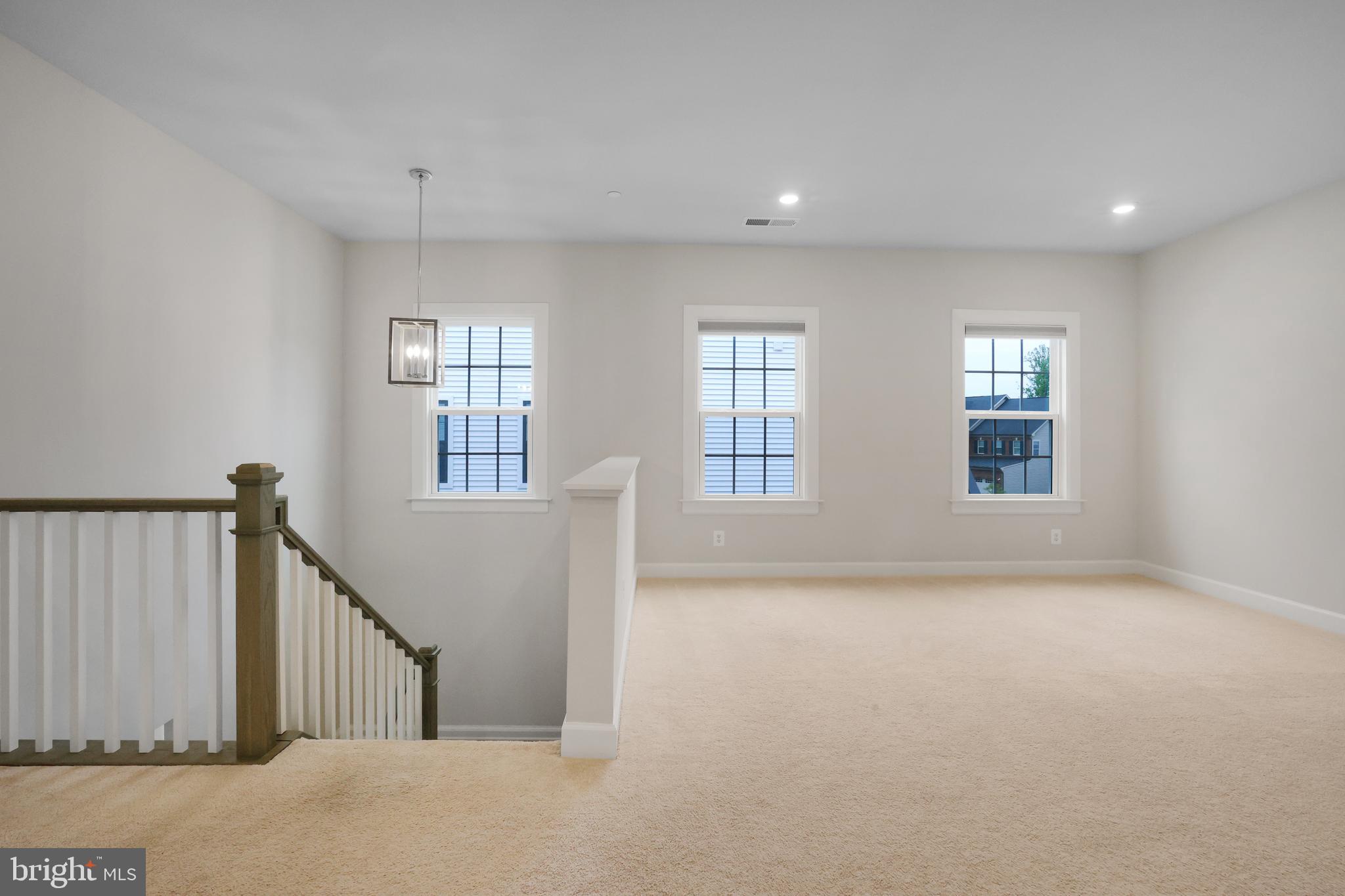 CEDAR CREEK - Residential