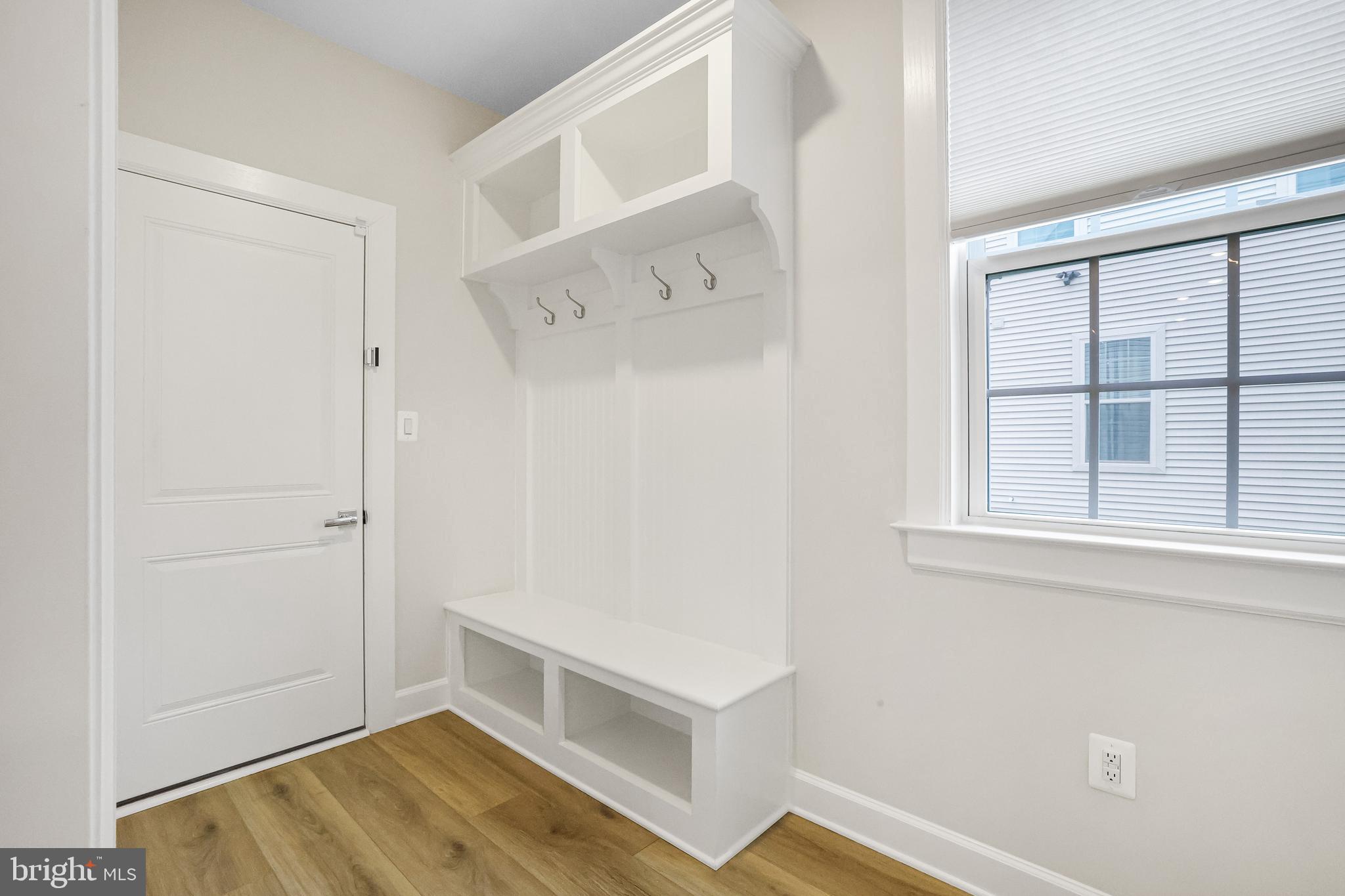 CEDAR CREEK - Residential