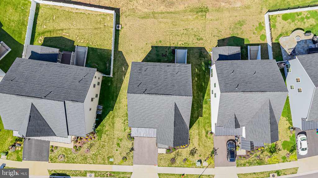 CEDAR CREEK - Residential