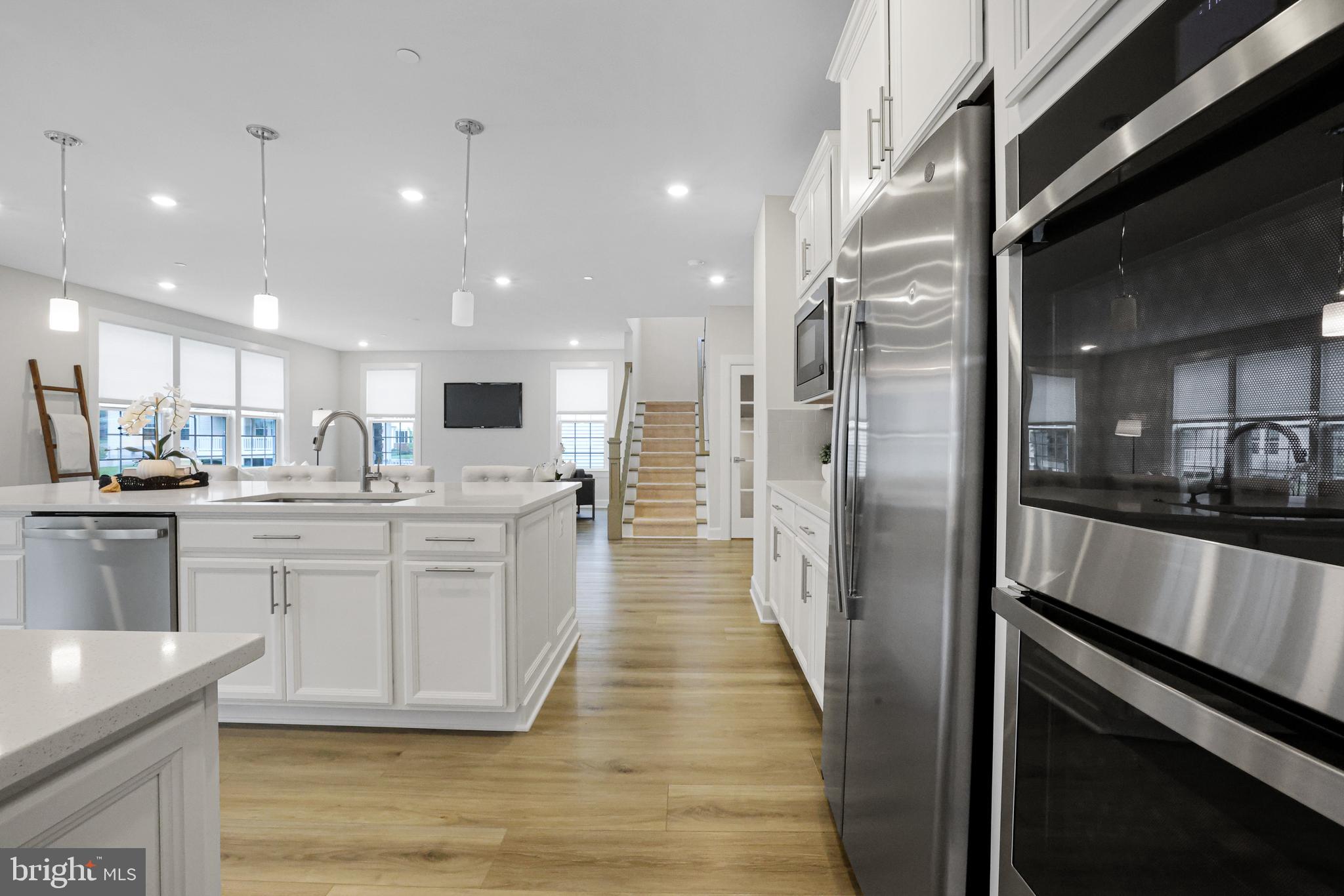 CEDAR CREEK - Residential