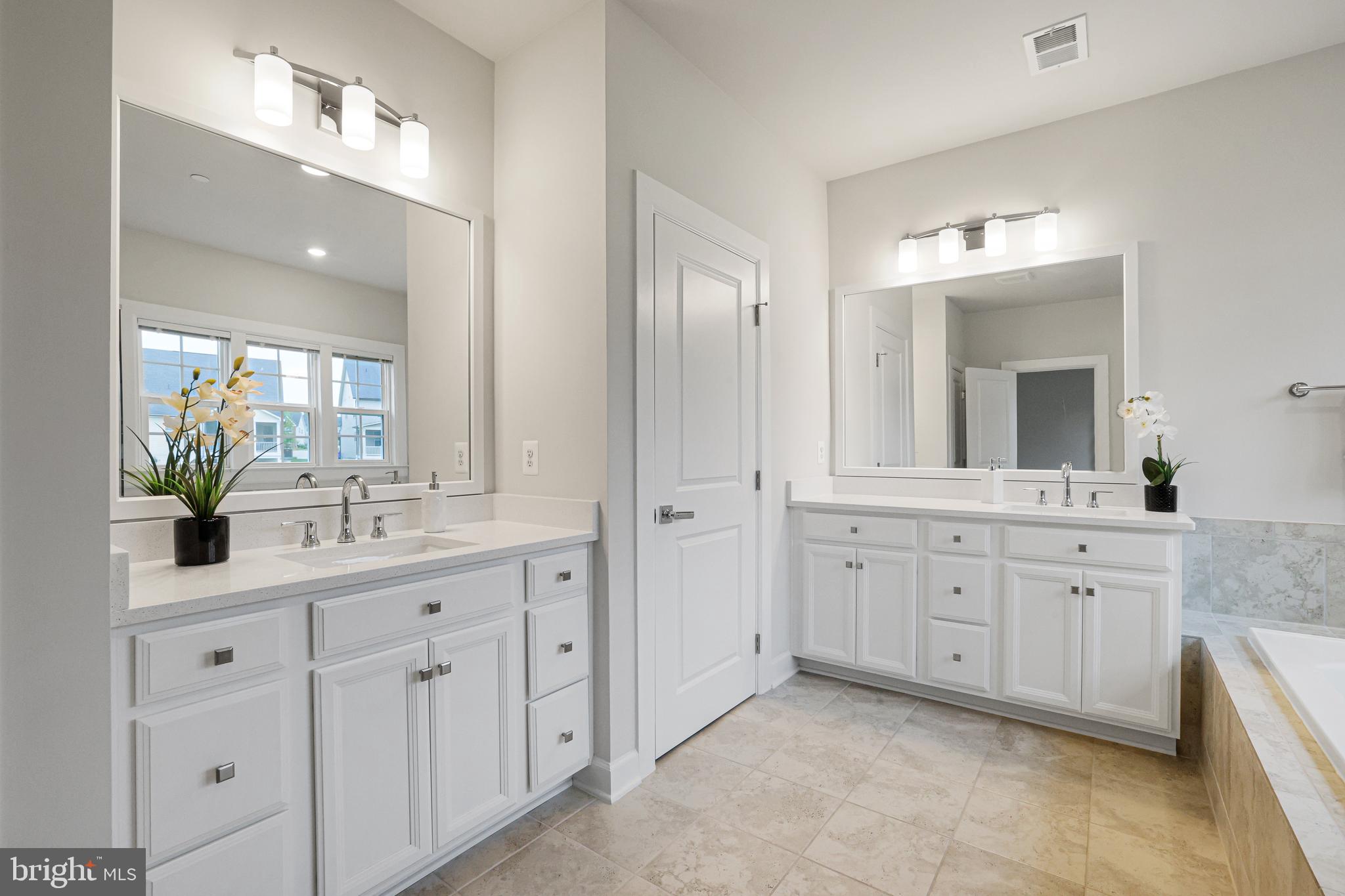 CEDAR CREEK - Residential