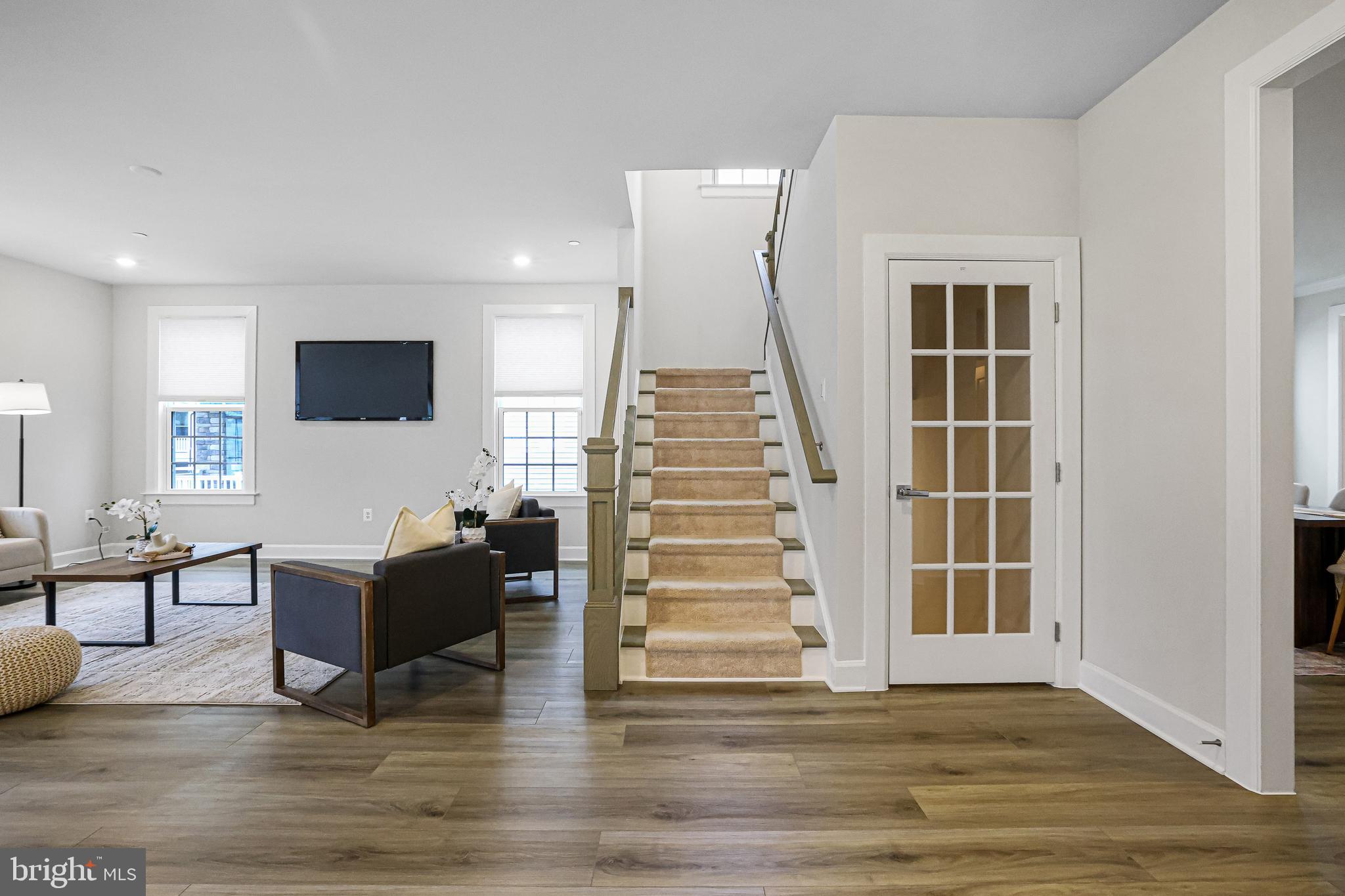 CEDAR CREEK - Residential