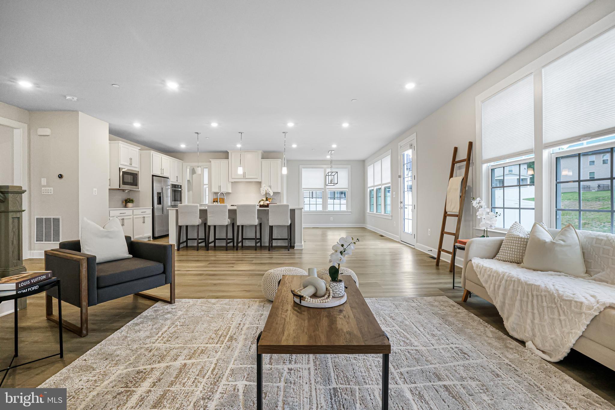 CEDAR CREEK - Residential