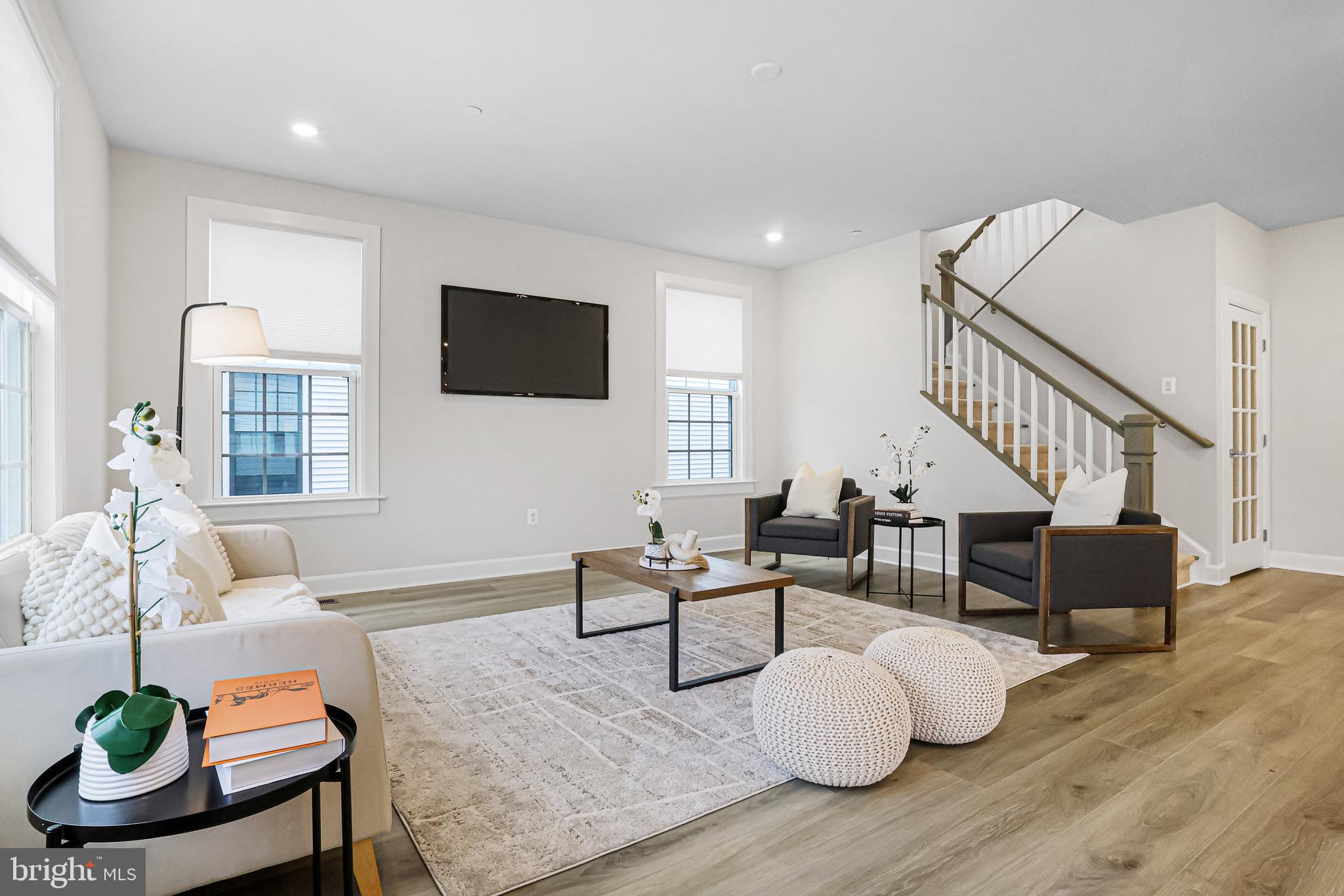 CEDAR CREEK - Residential