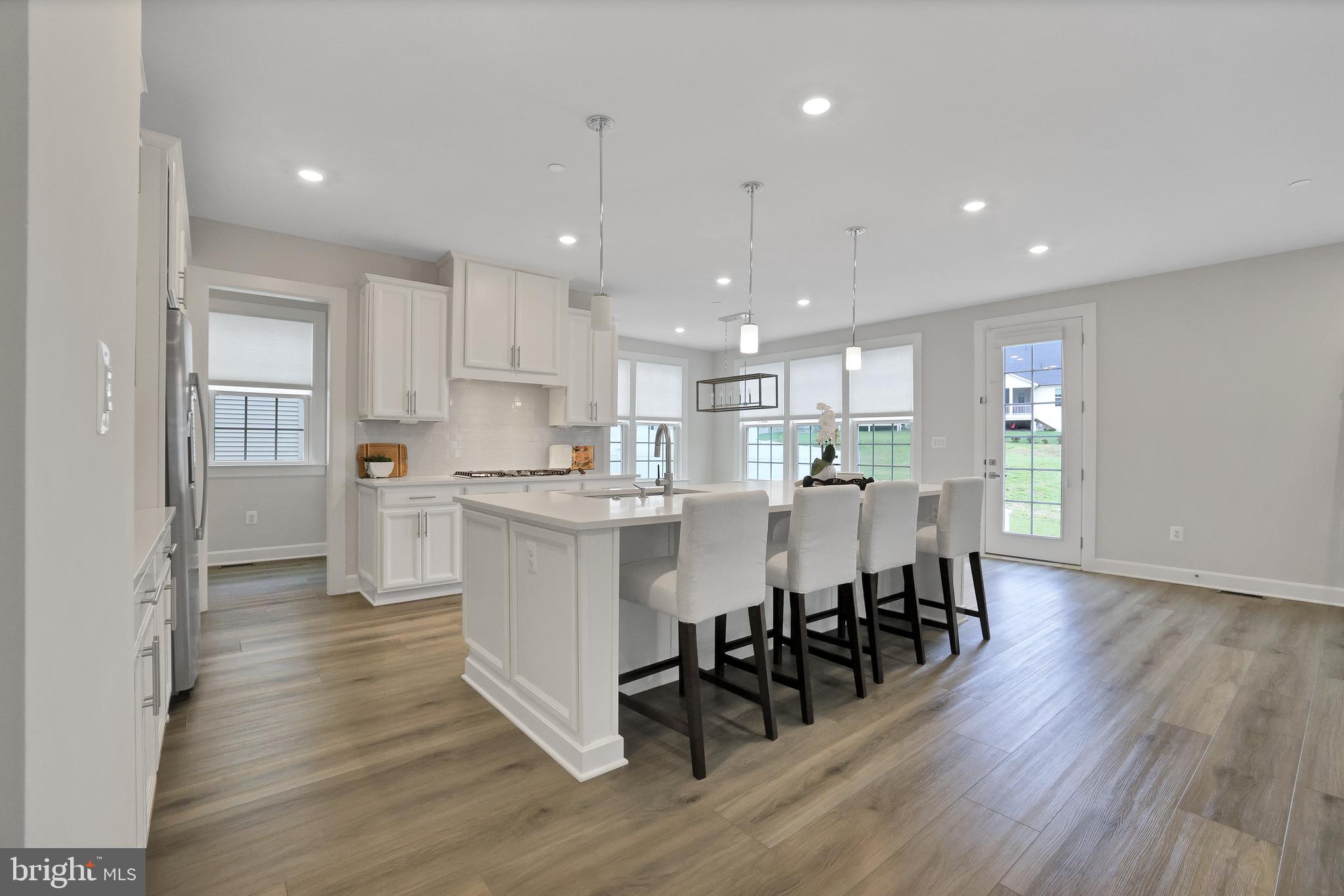 CEDAR CREEK - Residential